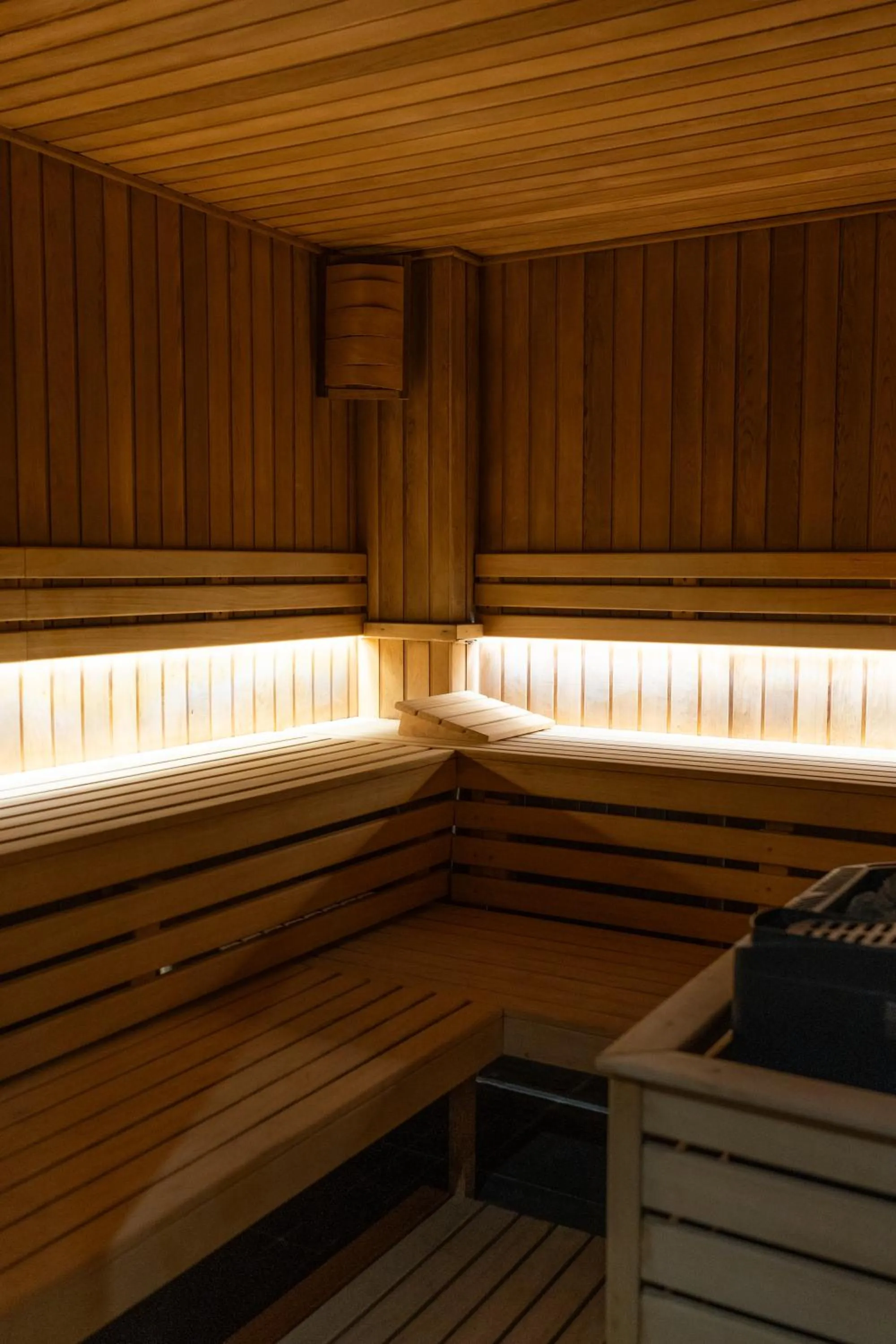 Sauna in Envoy Hotel
