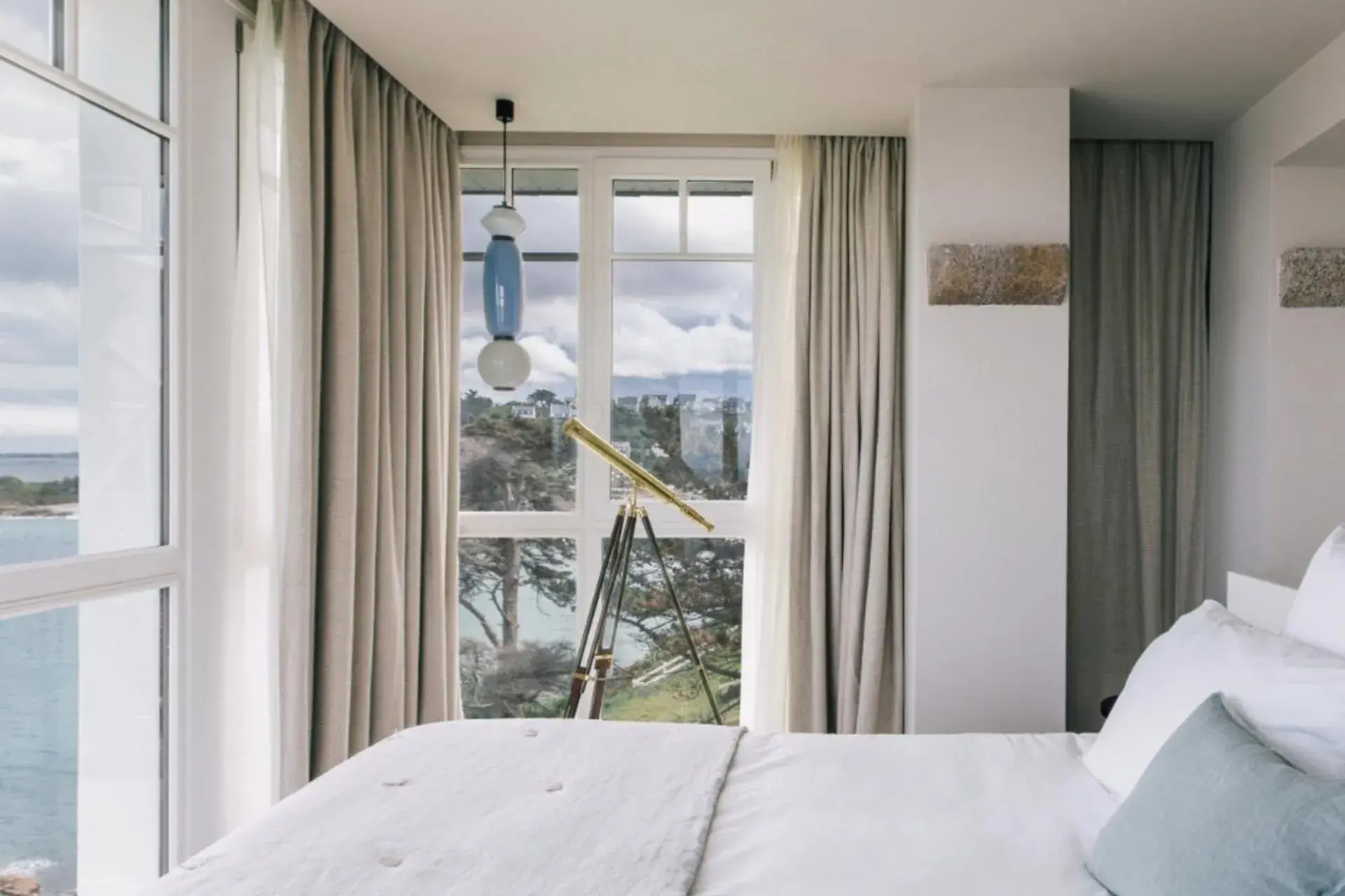King Room with Sea View in Les Bassans - Fontenille Collection King Room with Sea View in Les Bassans - Fontenille Collection