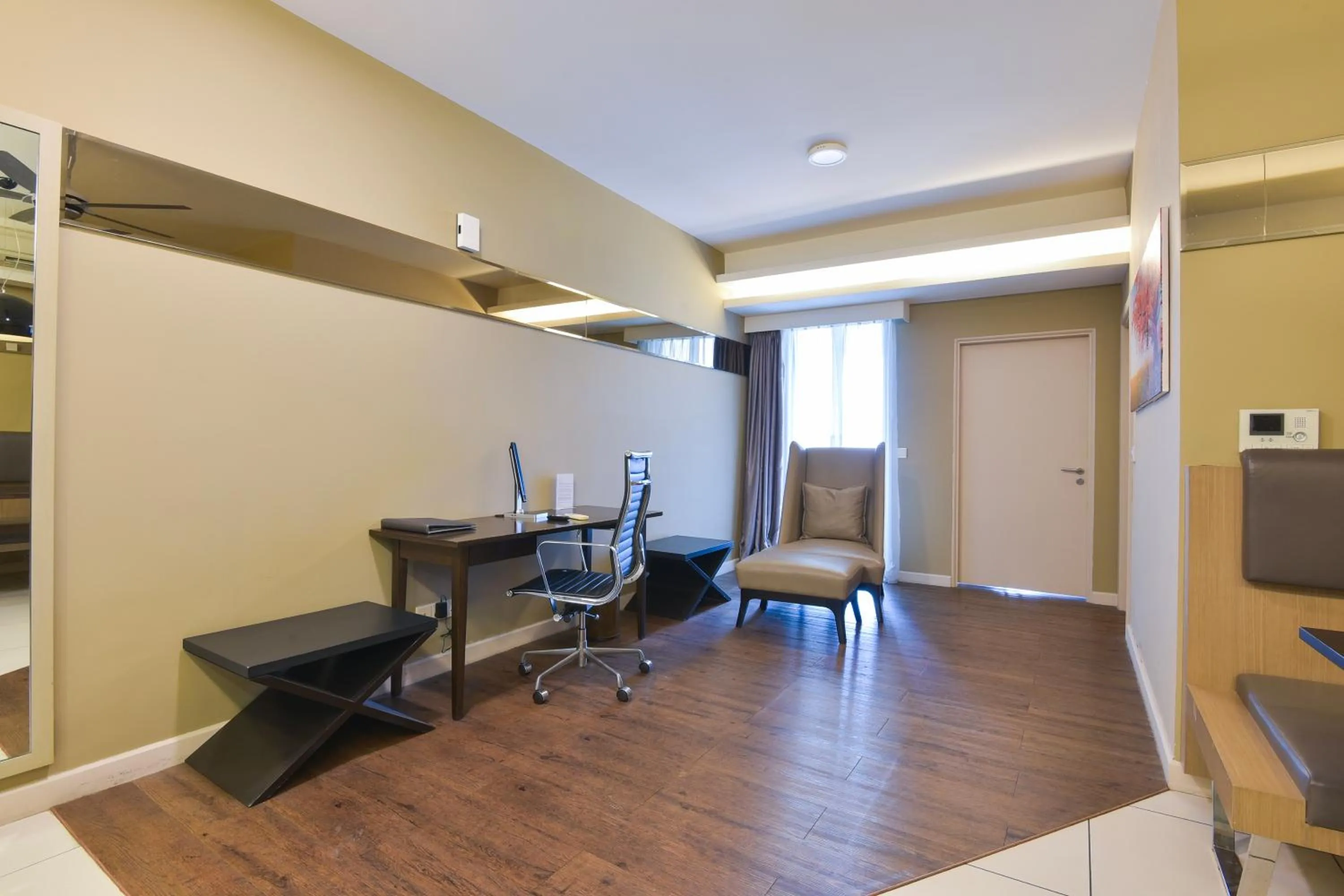 Seating area in Sunday Hotel Near Petronas Twin Tower Formerly Suasana Suites