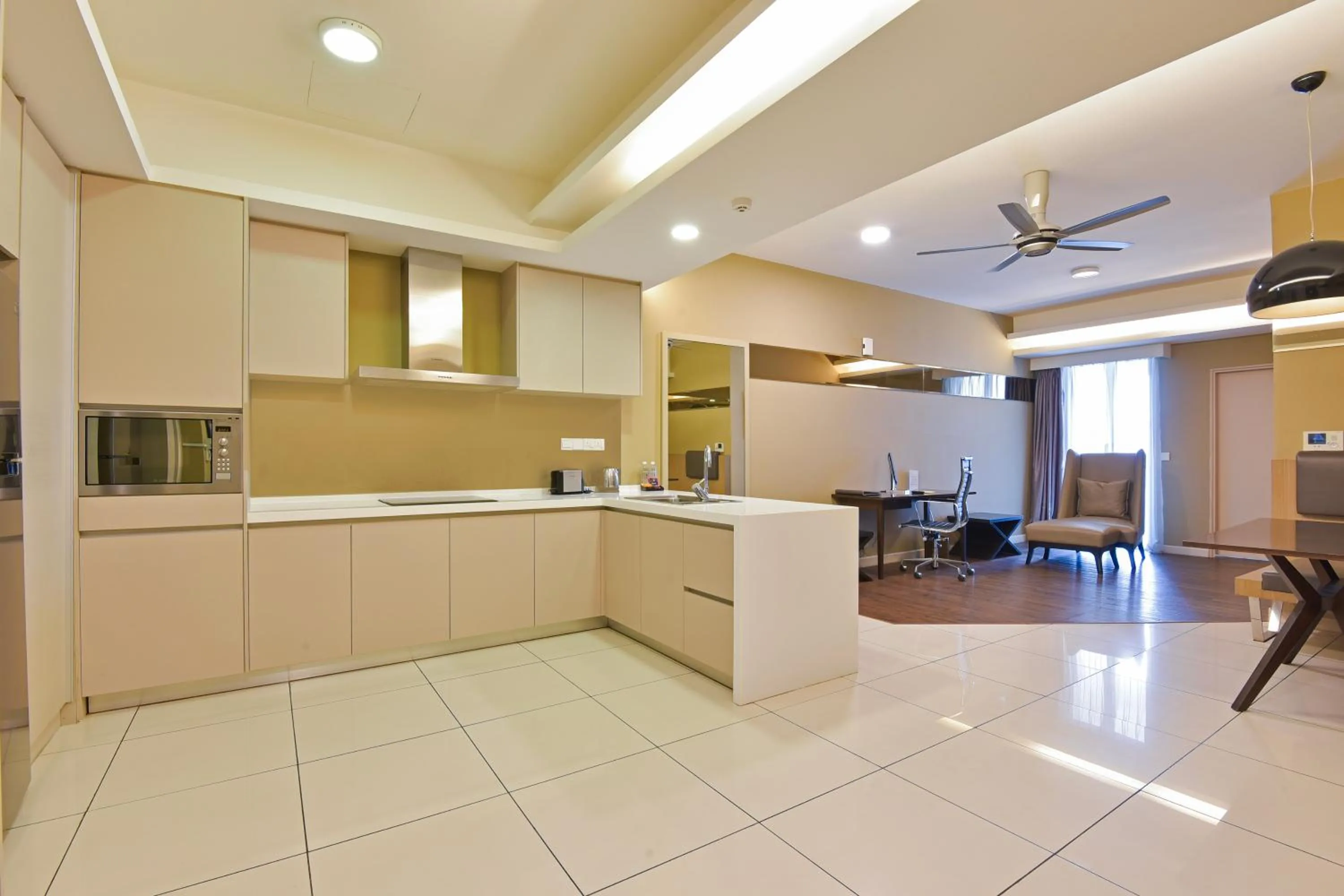 Kitchen or kitchenette in Sunday Hotel Near Petronas Twin Tower Formerly Suasana Suites