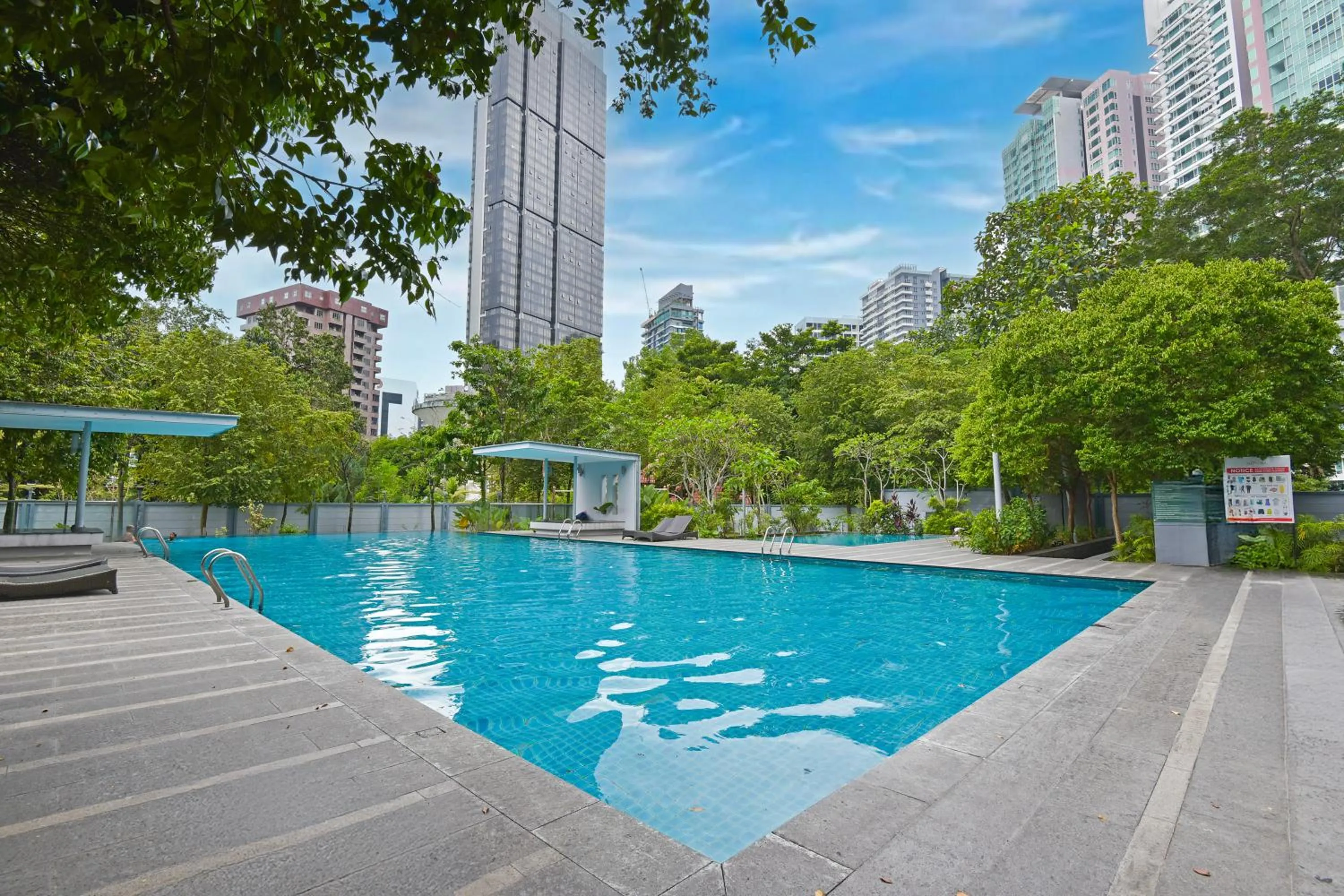 Swimming pool in Sunday Hotel Near Petronas Twin Tower Formerly Suasana Suites