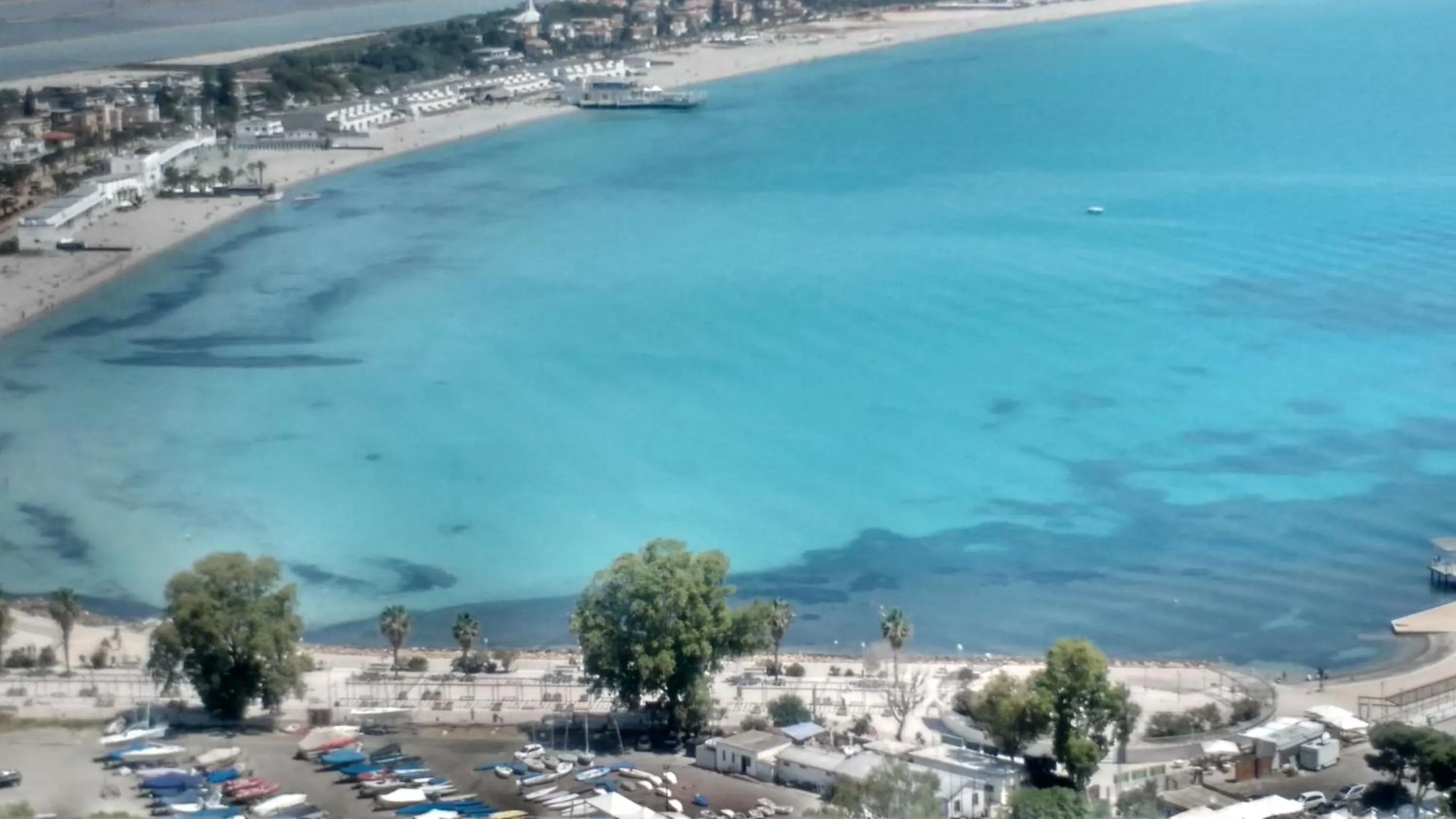 Nearby landmark, Beach in Alfieri B&B
