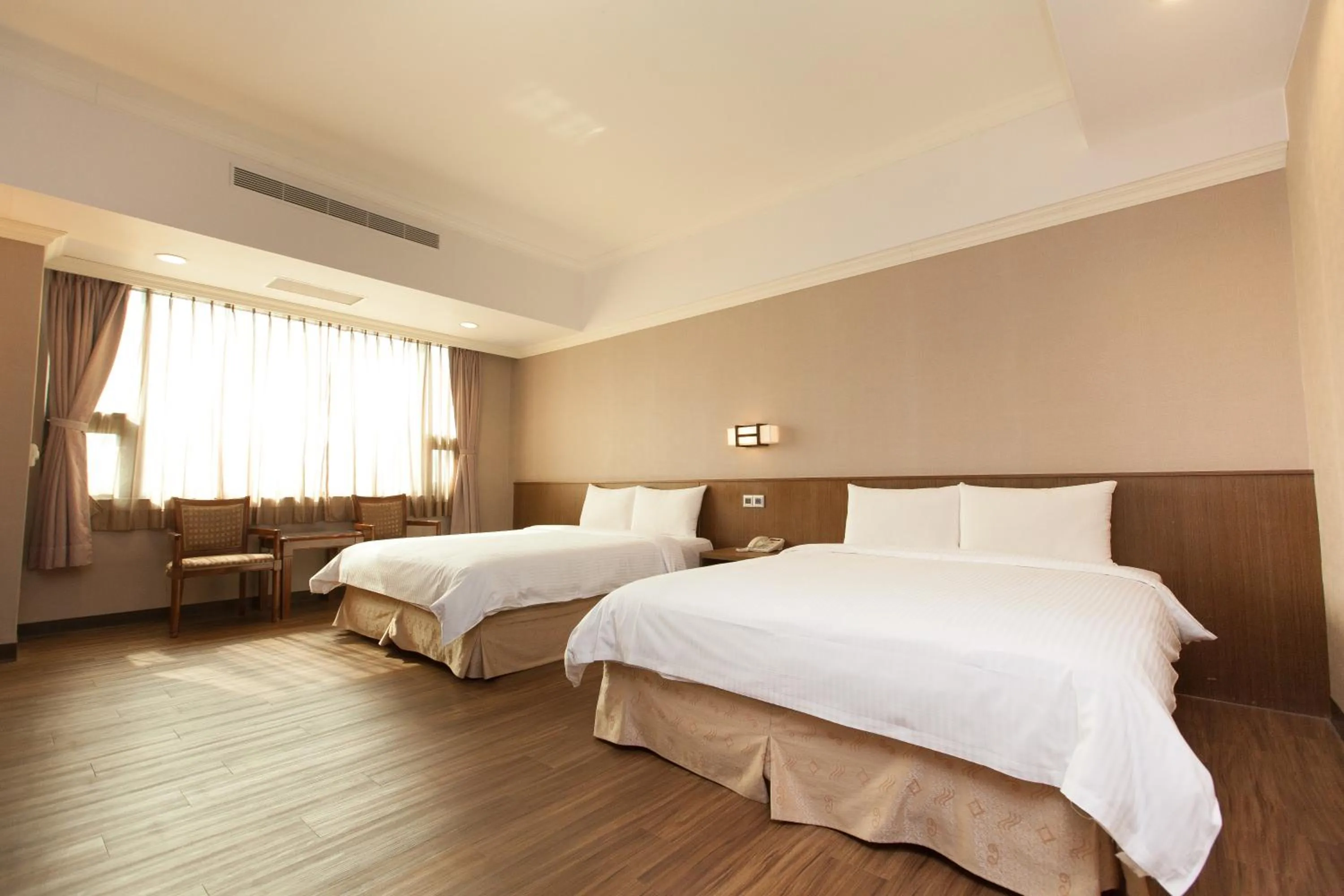 Photo of the whole room, Bed in F Hotel - Chiayi