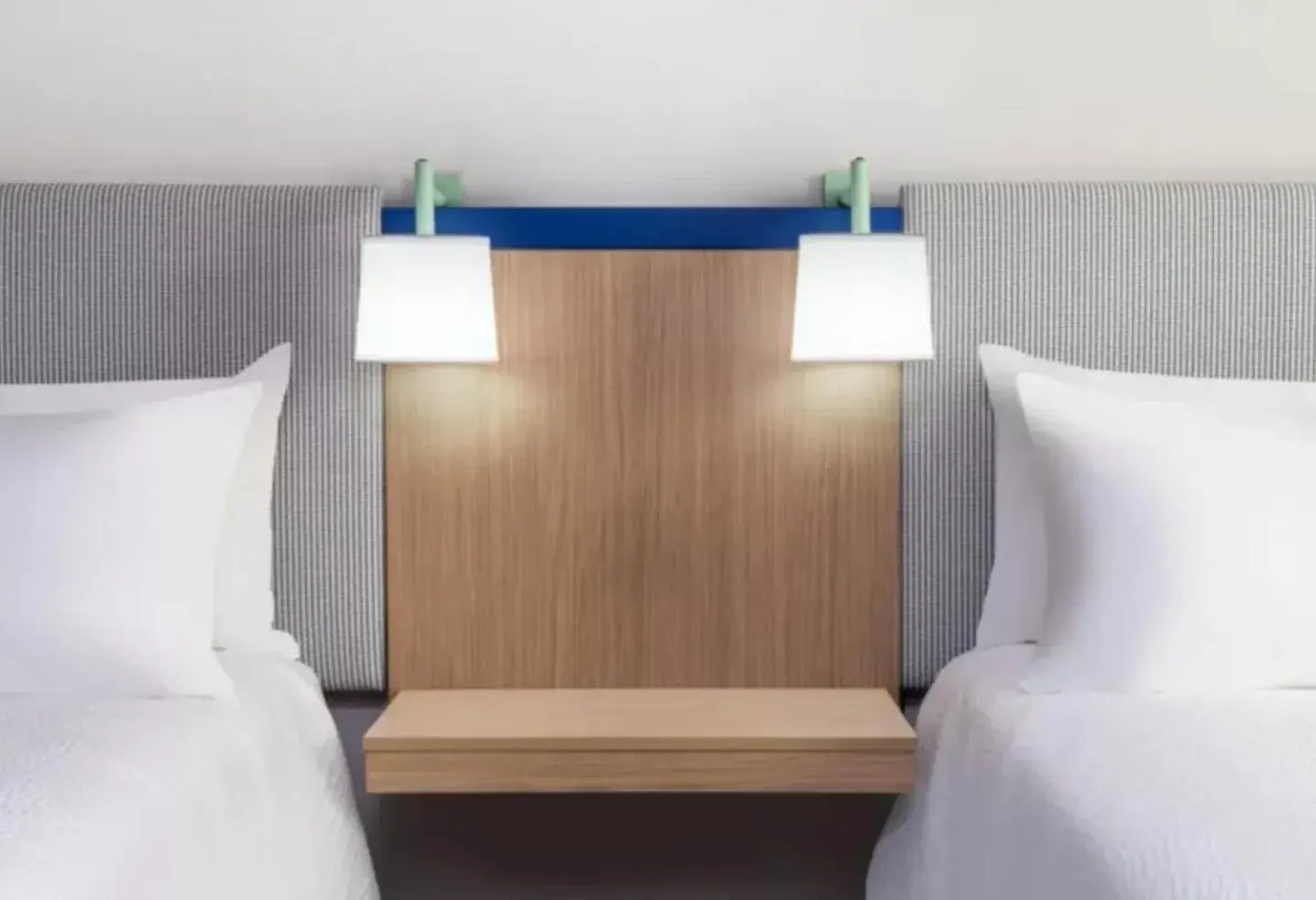 Bed in Garner Hotel Albuquerque Airport by IHG Bed in Garner Hotel Albuquerque Airport by IHG