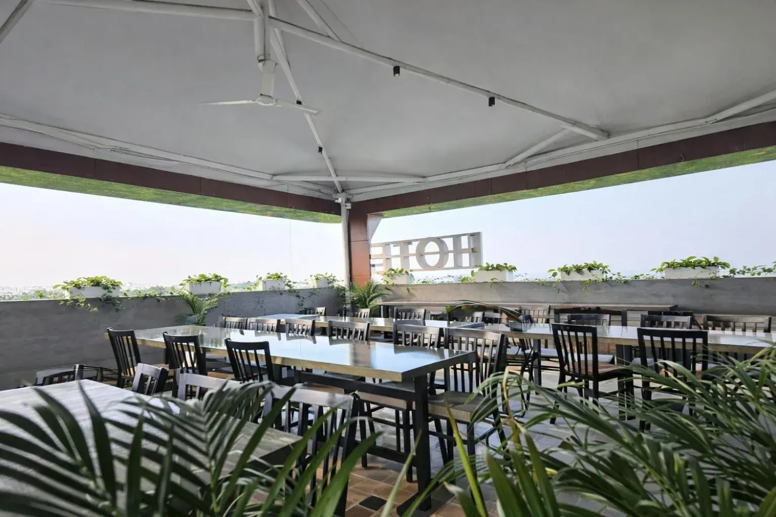 Restaurant/places to eat in Hotel Carnival , Vijay Nagar Indore Restaurant/places to eat in Hotel Carnival , Vijay Nagar Indore