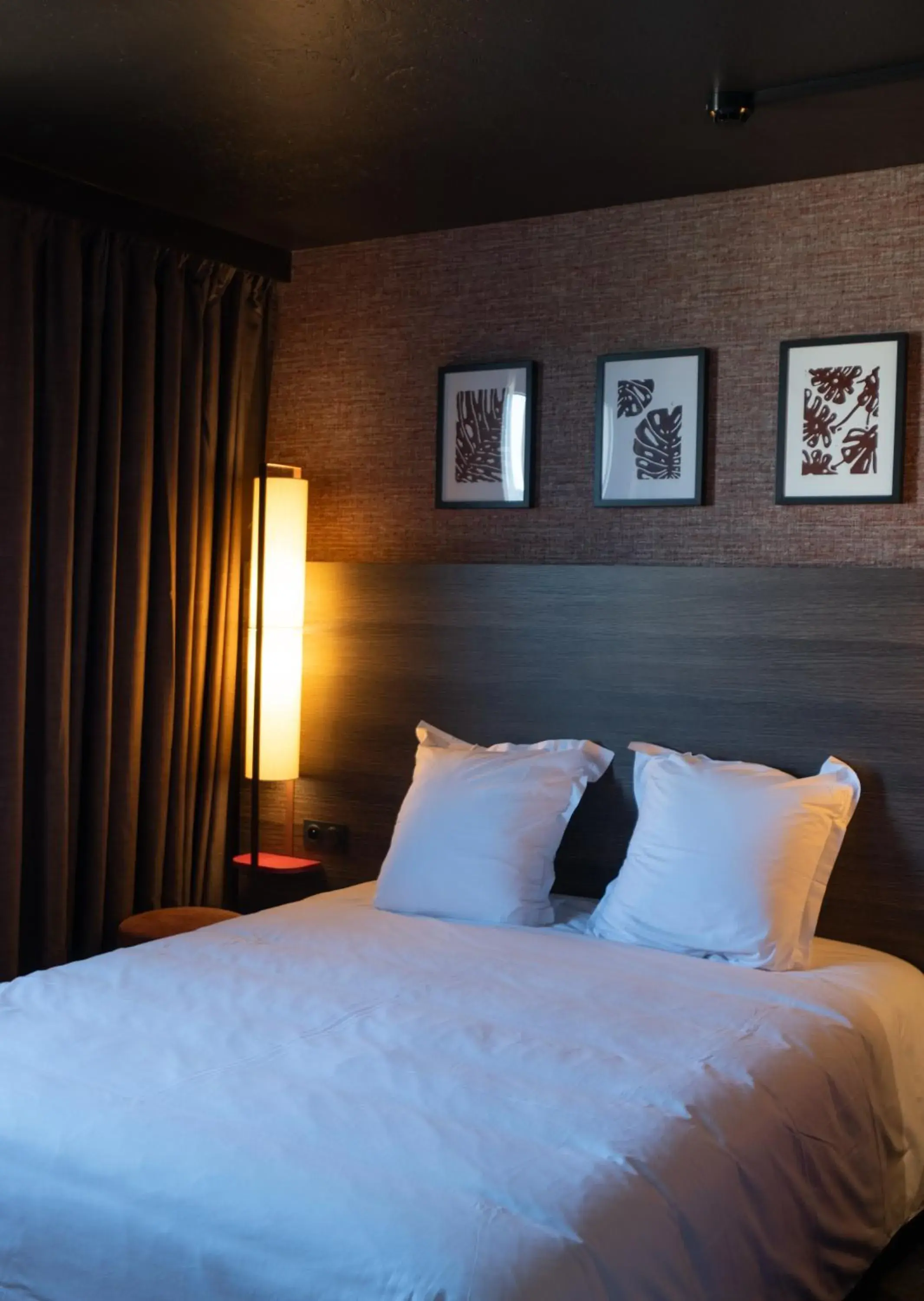 Bedroom, Bed in Hotel Oceania Lyon Bedroom, Bed in Hotel Oceania Lyon