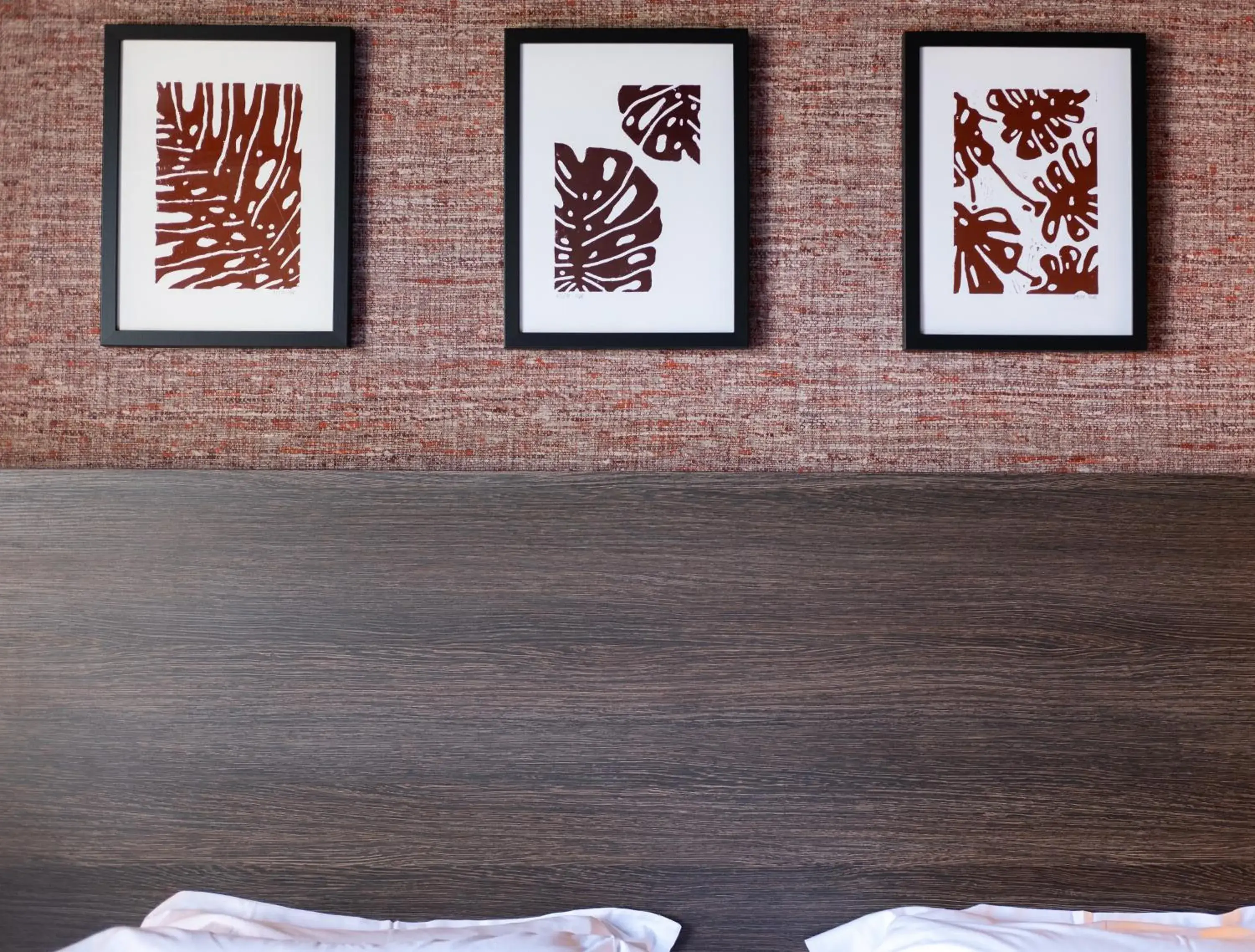 Decorative detail, Bed in Hotel Oceania Lyon Decorative detail, Bed in Hotel Oceania Lyon