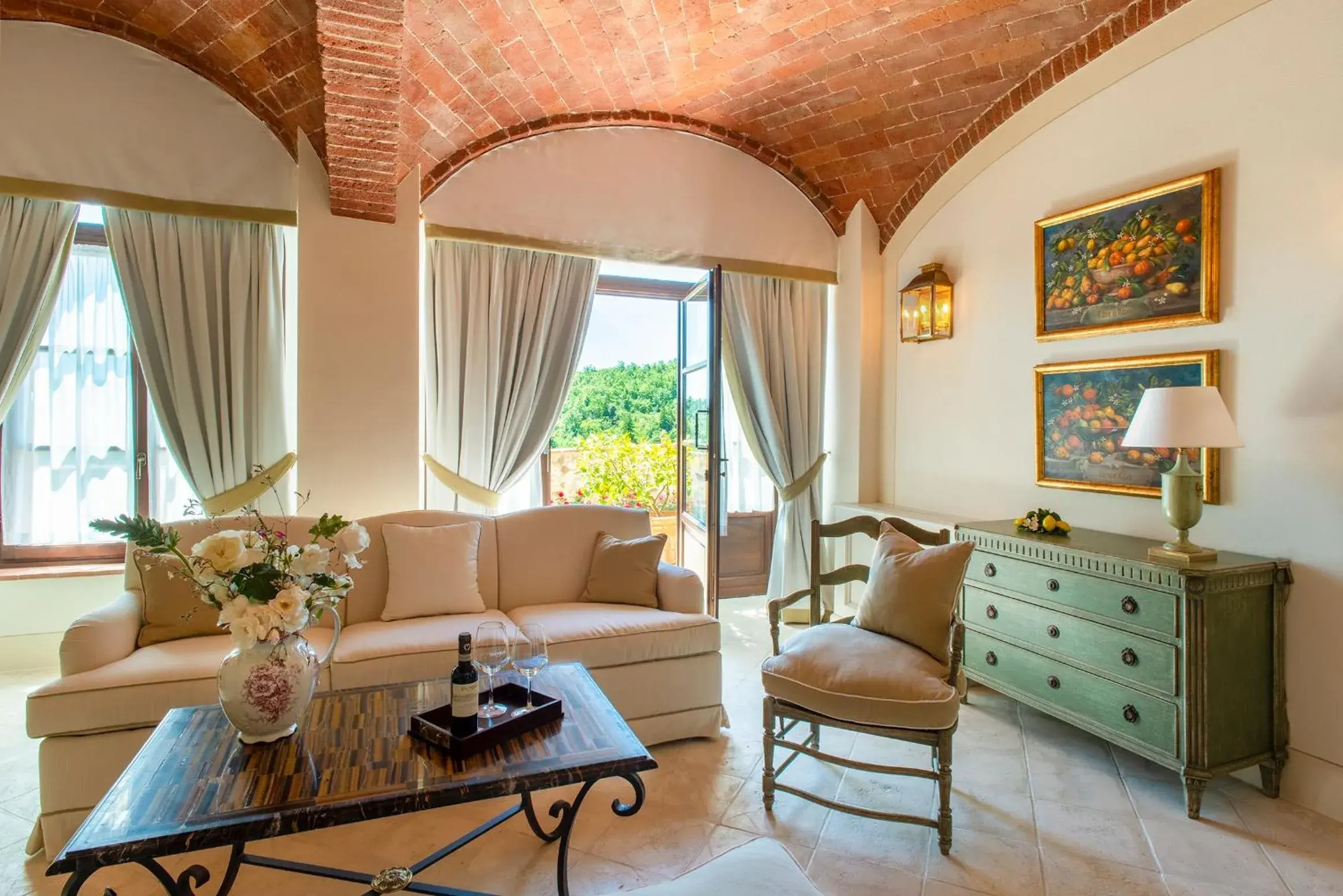 Living room in Wine Resort Dievole Living room in Wine Resort Dievole