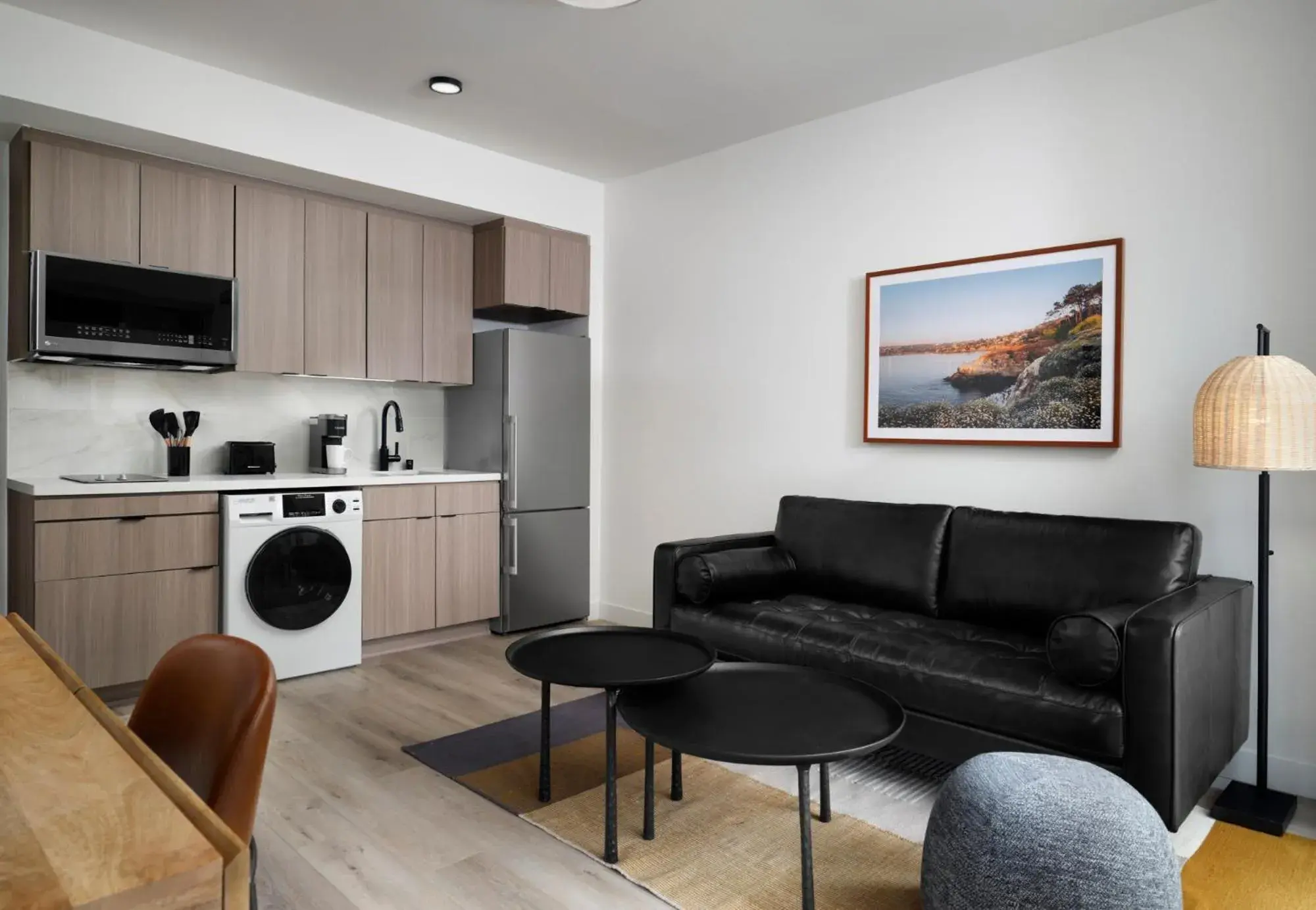 Deluxe Suite with View in Sentral Gaslamp Quarter Deluxe Suite with View in Sentral Gaslamp Quarter