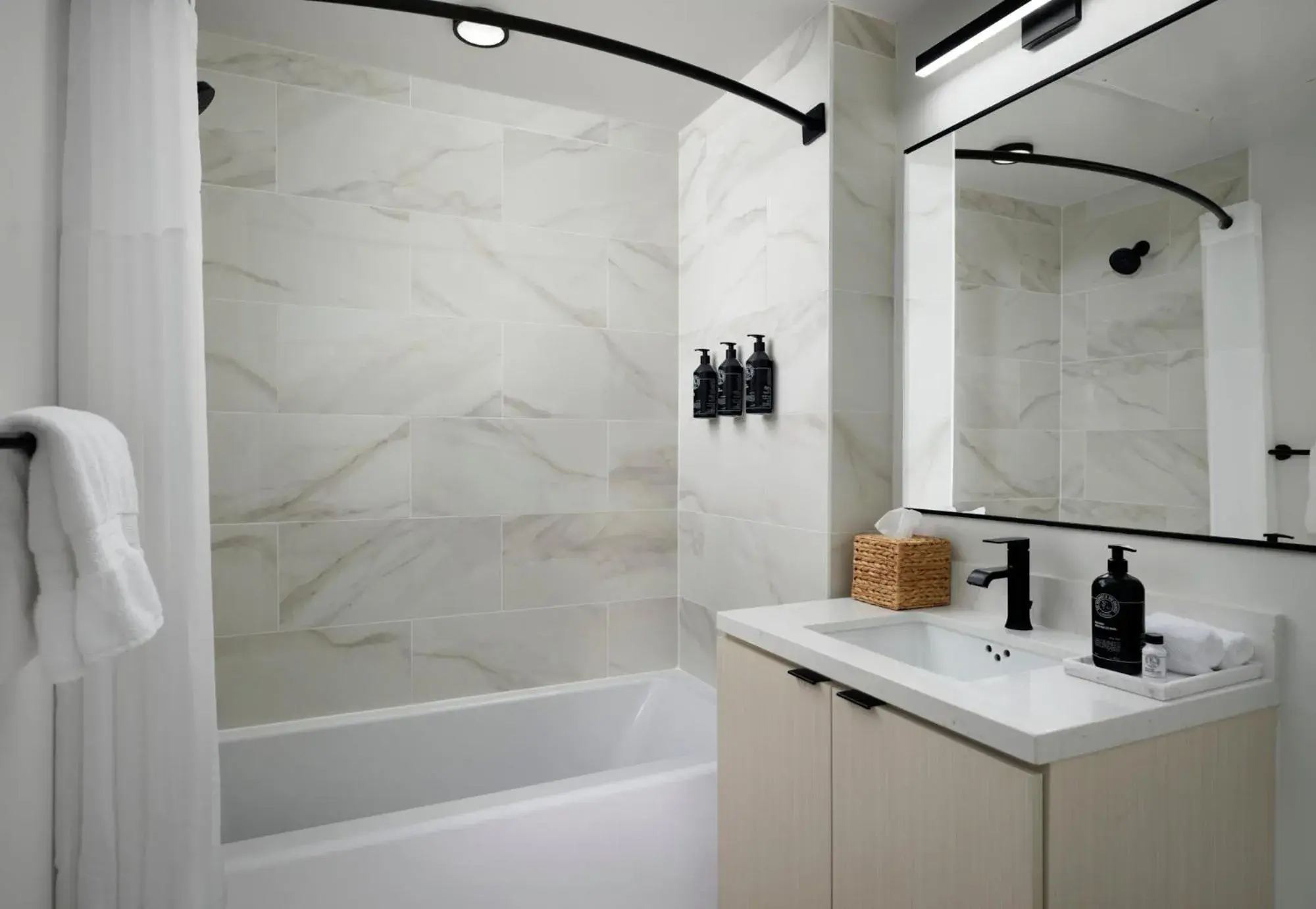 Bathroom in Sentral Gaslamp Quarter Bathroom in Sentral Gaslamp Quarter