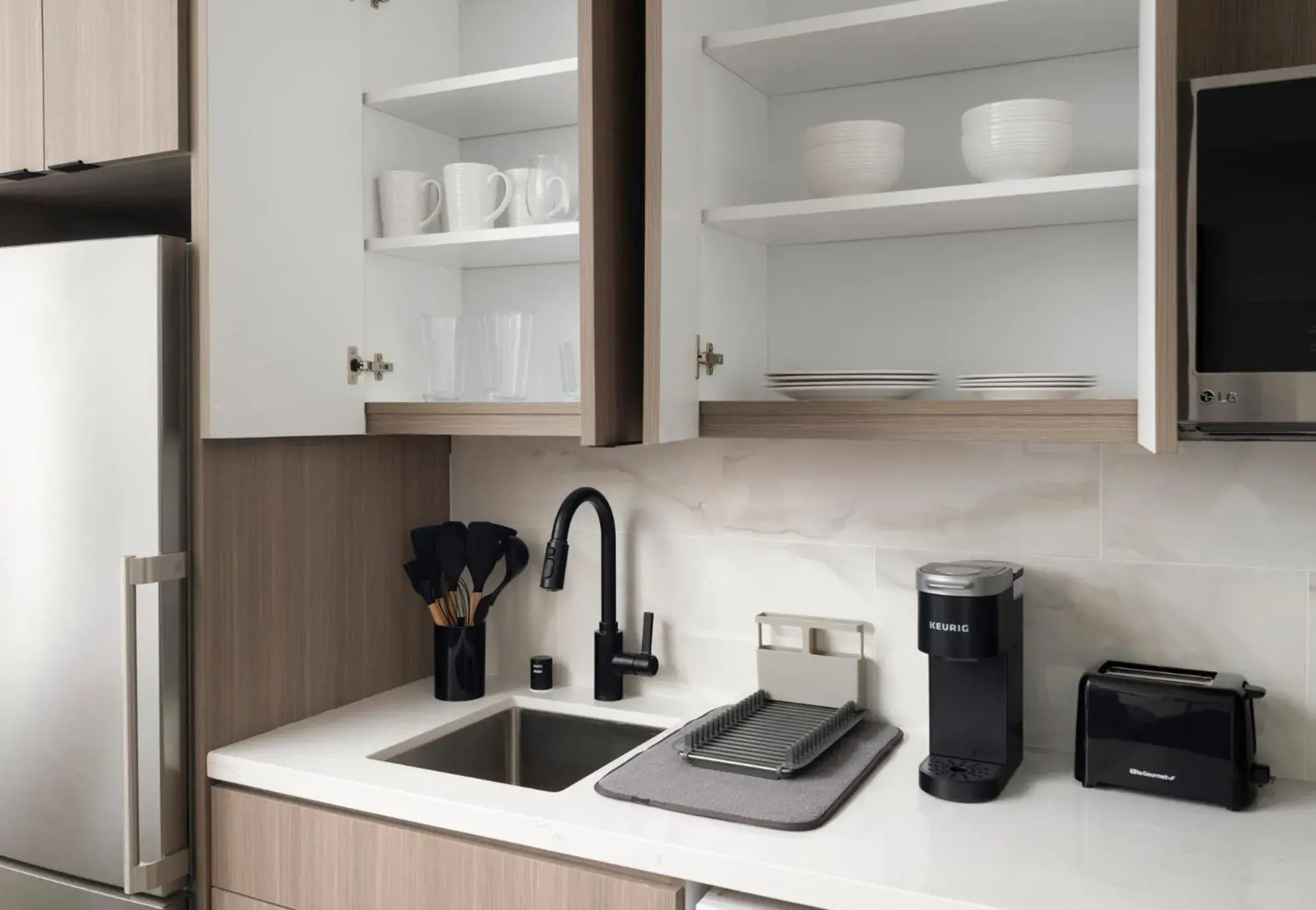 kitchen in Sentral Gaslamp Quarter kitchen in Sentral Gaslamp Quarter