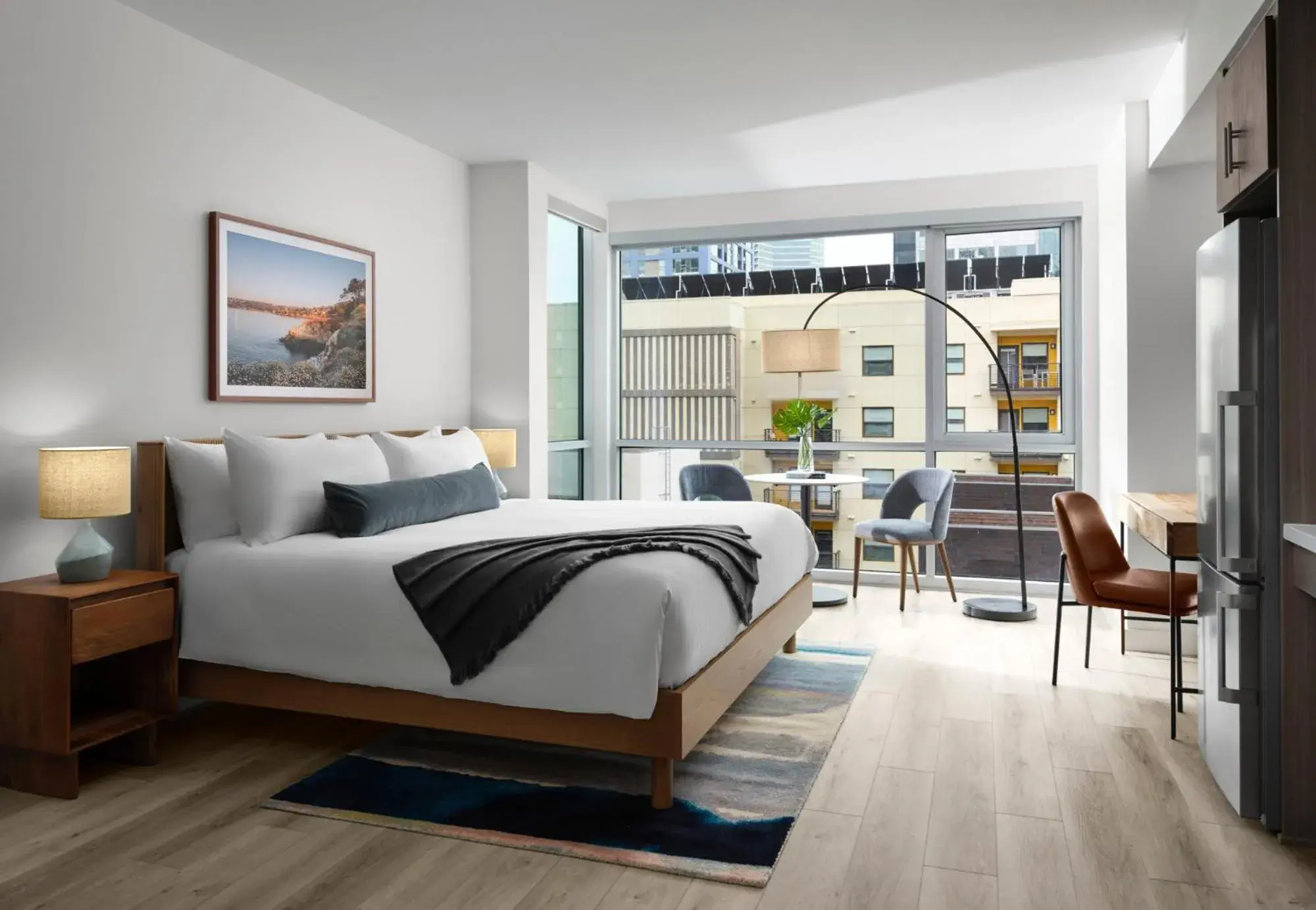 Seating area, Bed in Sentral Gaslamp Quarter Seating area, Bed in Sentral Gaslamp Quarter