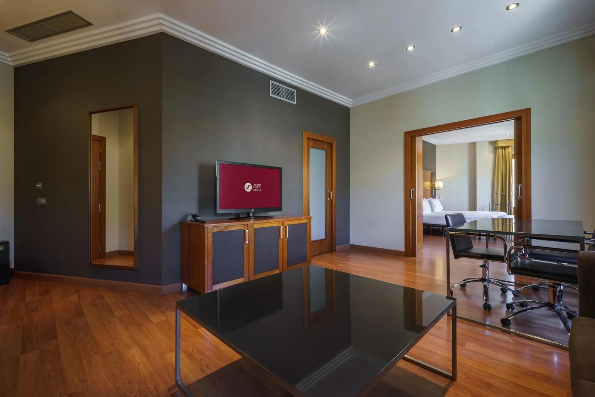 Photo of the whole room in Exe Almería Centro