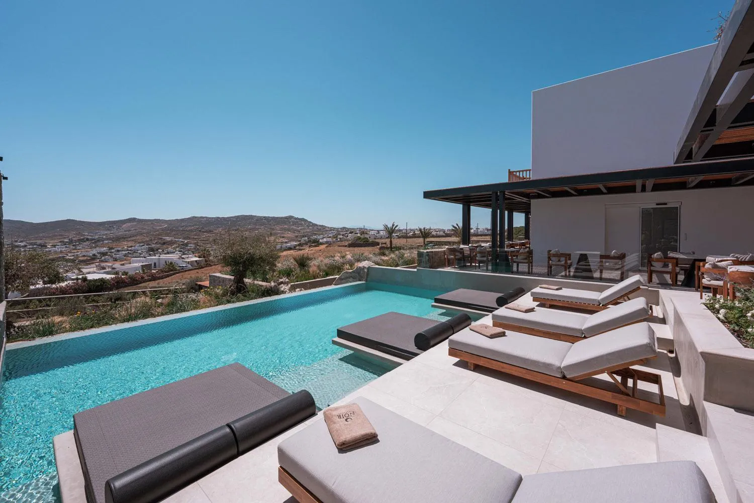 Noir Mykonos