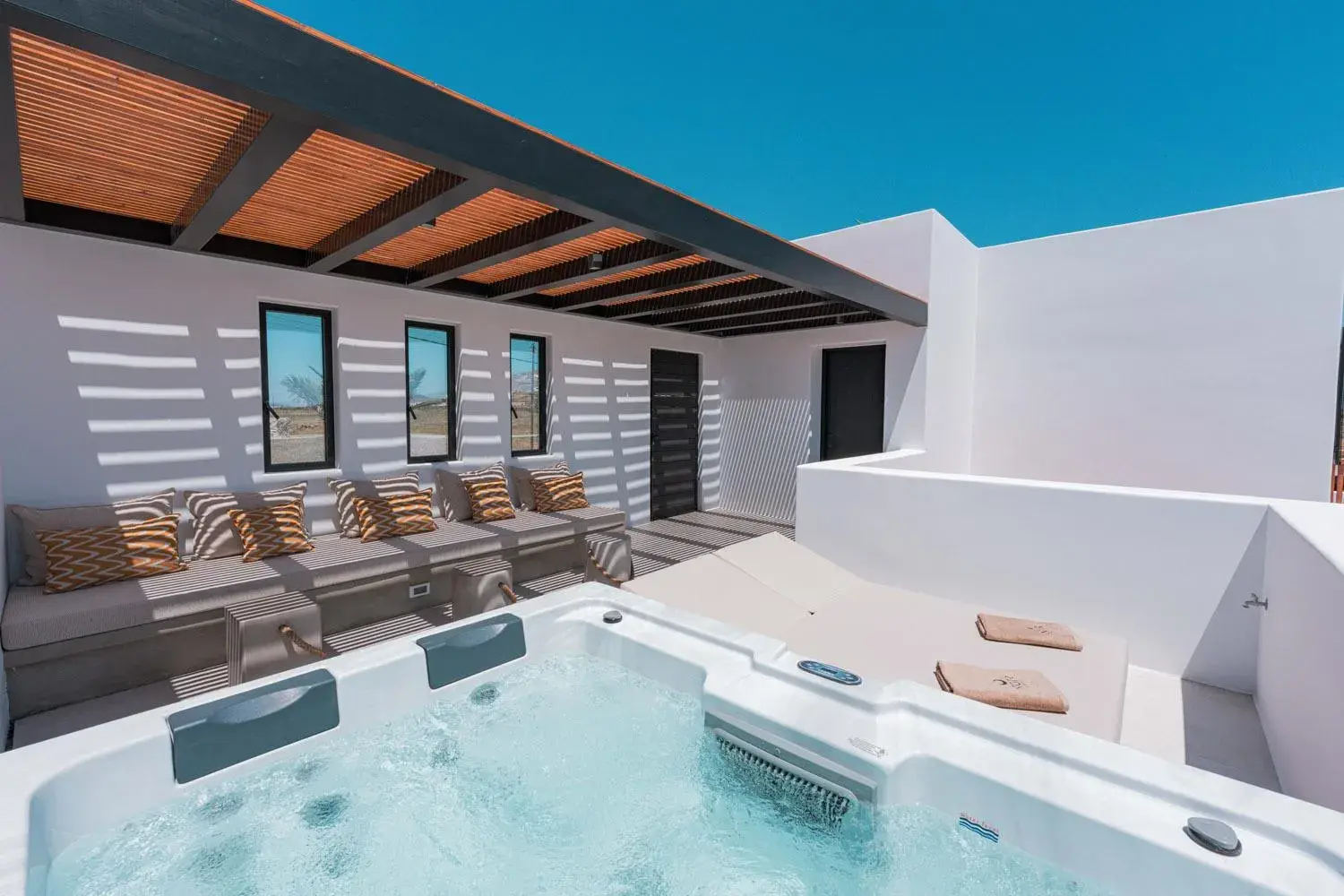 Penthouse Suite with Hot Tub in Noir Mykonos Penthouse Suite with Hot Tub in Noir Mykonos
