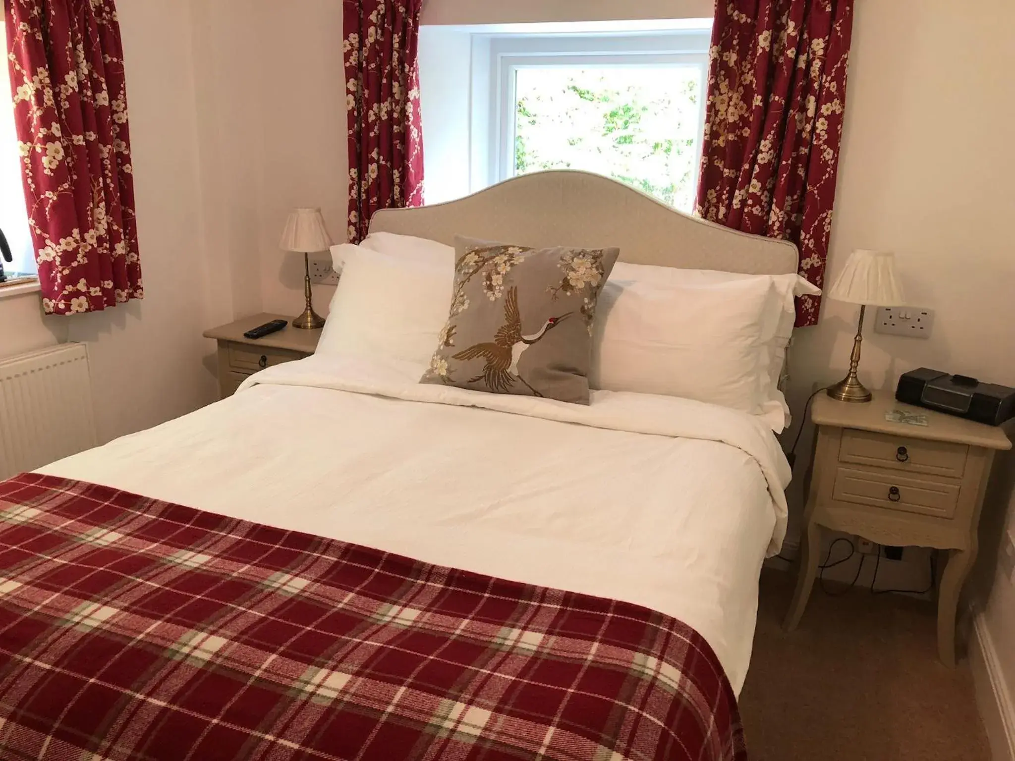 Classic Double Room in Edgcott House Classic Double Room in Edgcott House
