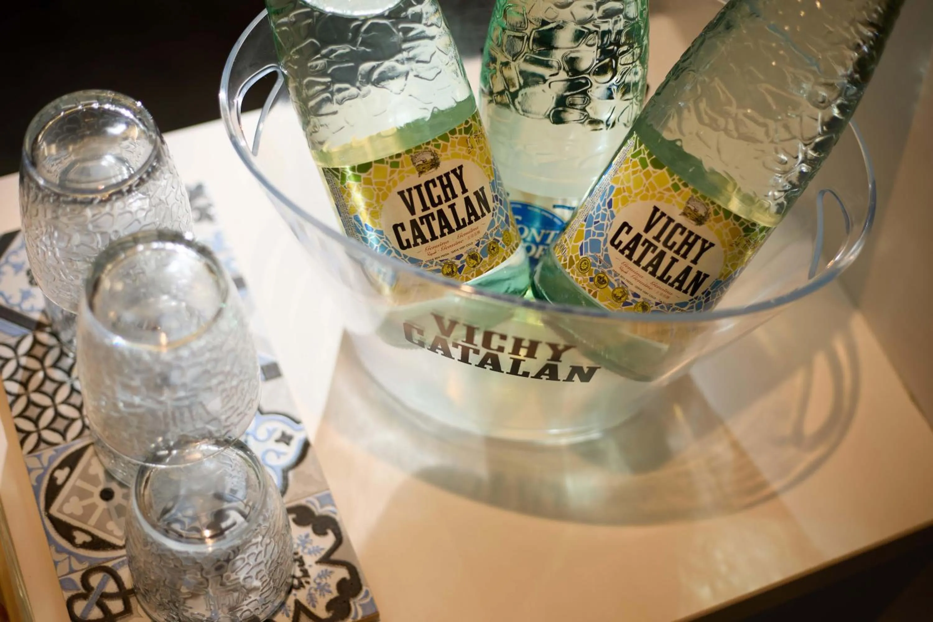 Restaurant/places to eat in 1881 Barcelona Gran Rosellon Hotel