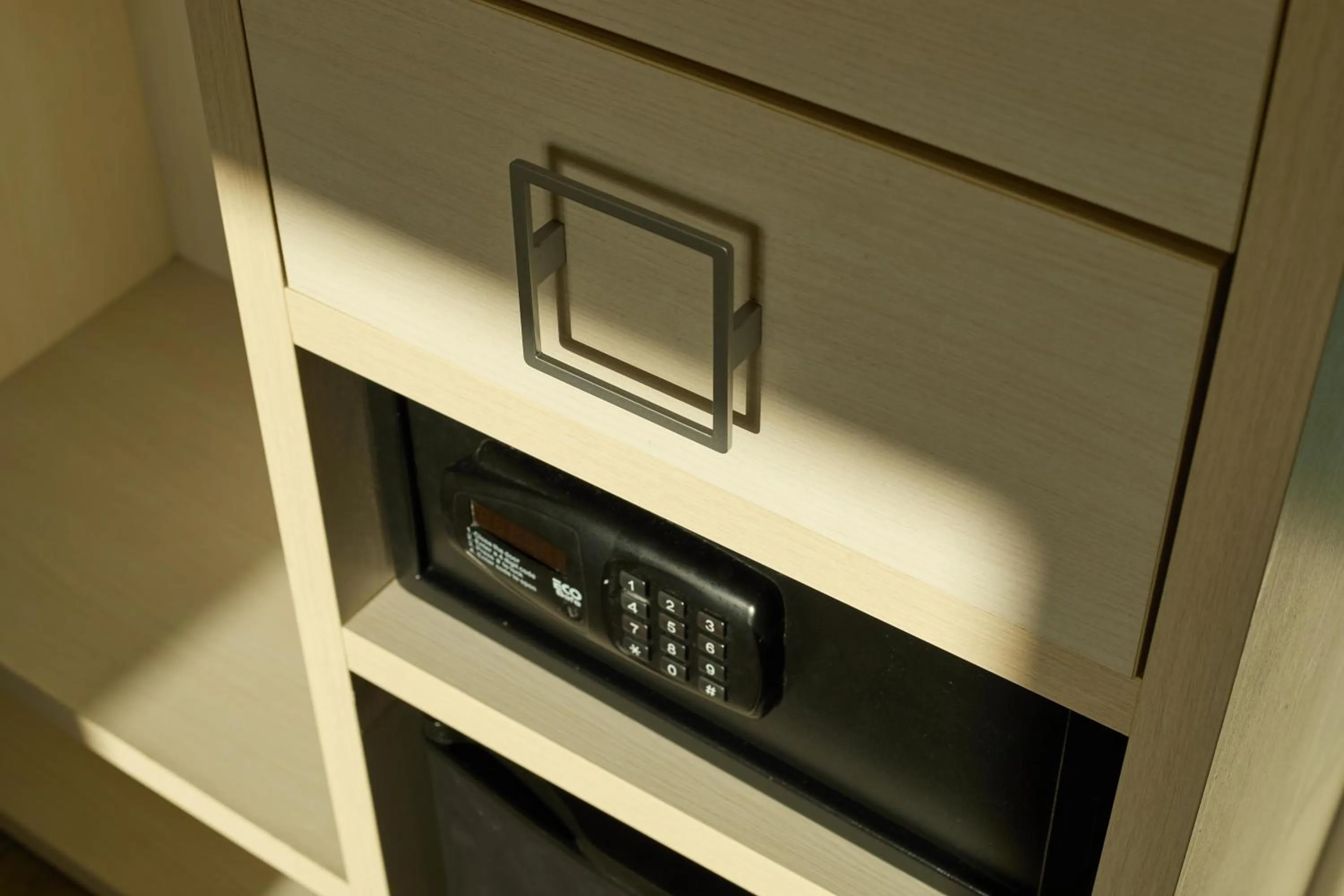 Photo of the whole room in 1881 Barcelona Gran Rosellon Hotel