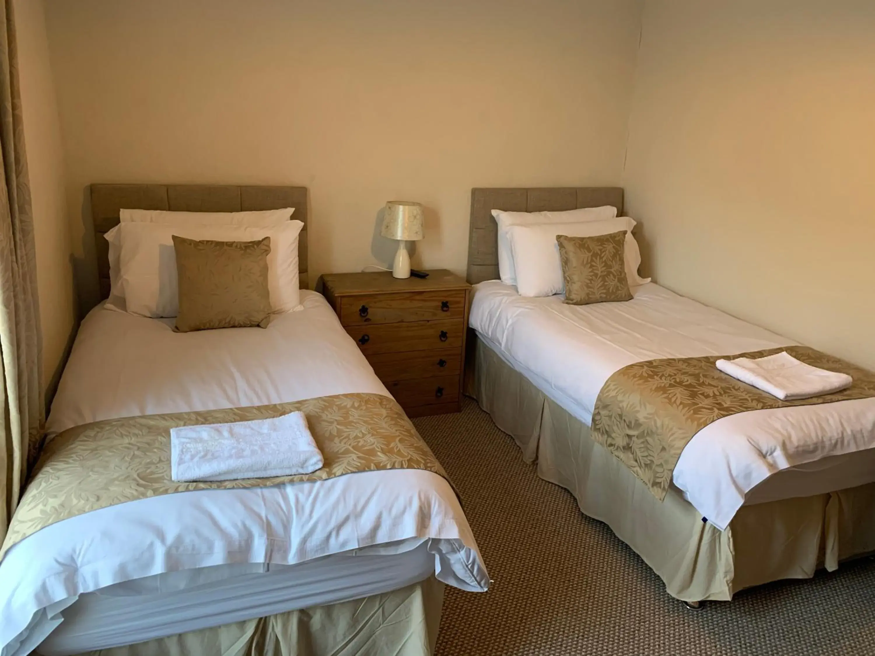 Twin Room in Sharn Bek Hotel Twin Room in Sharn Bek Hotel