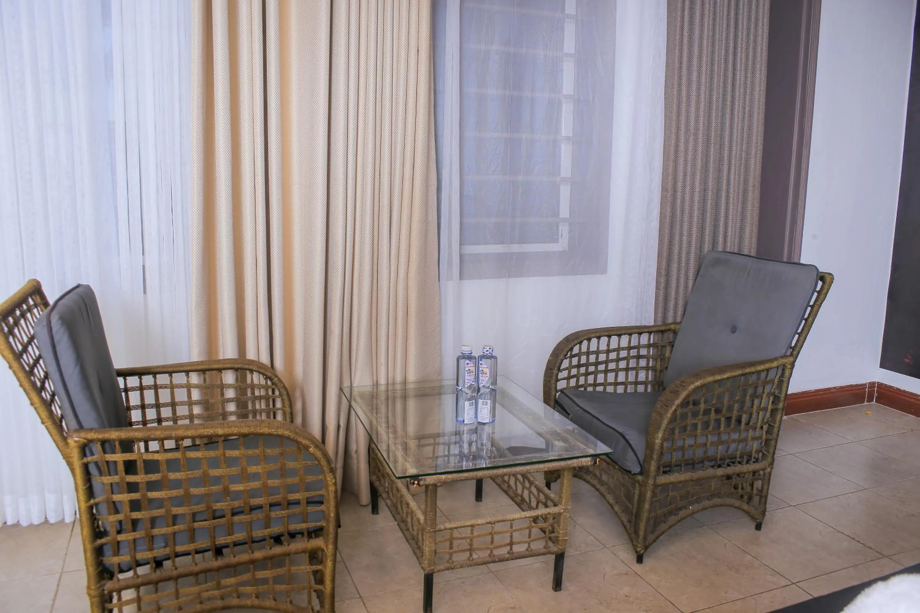 Saffron Beach Bistro and Cottages