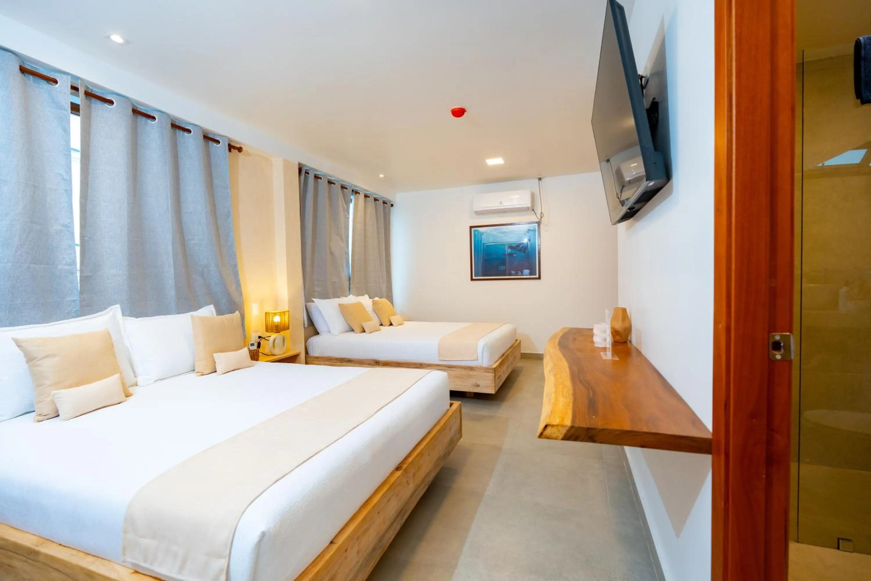 Bedroom, Bed in El Barranco Galapagos