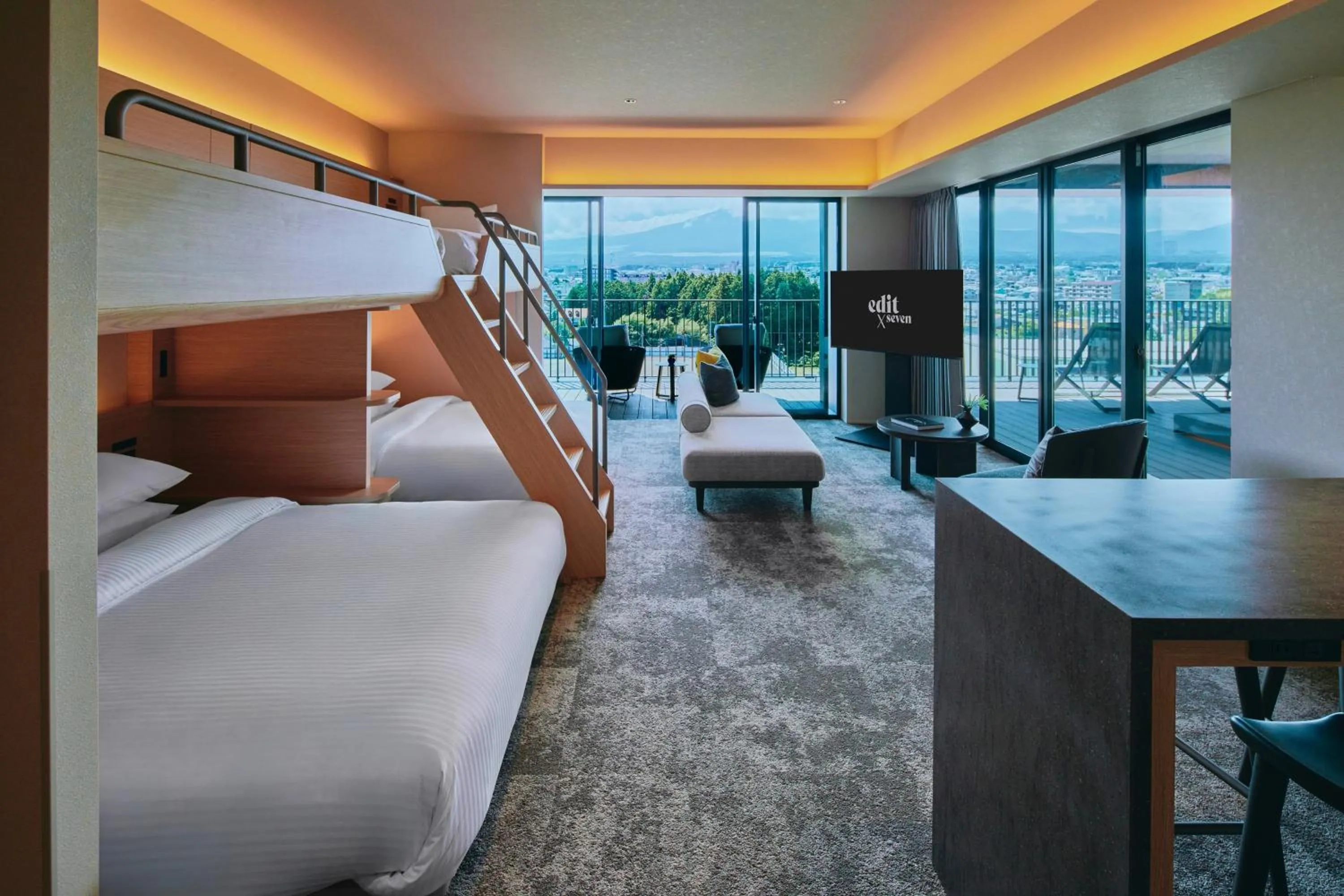 Bed in edit x seven FUJI GOTEMBA