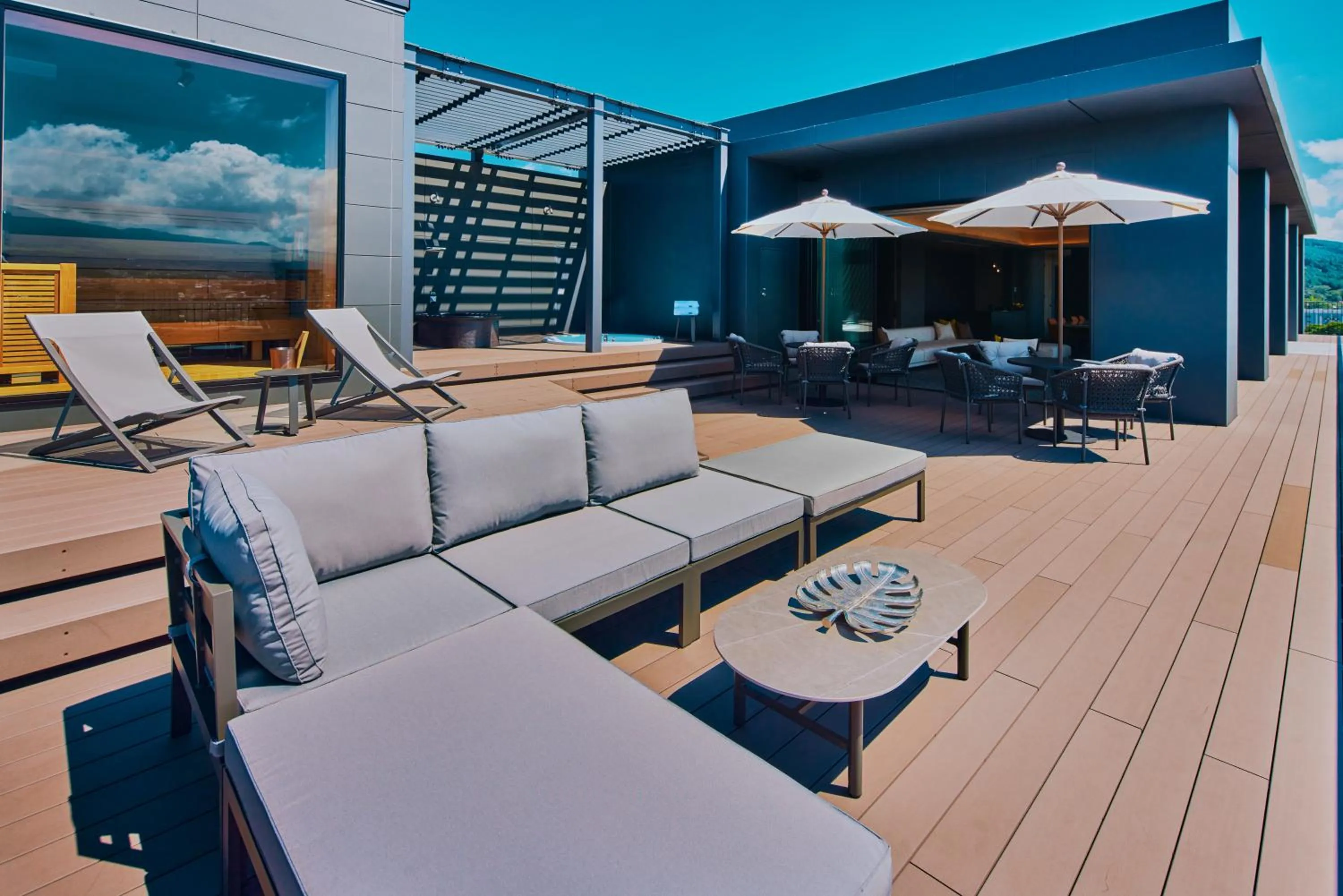 Balcony/Terrace in edit x seven FUJI GOTEMBA