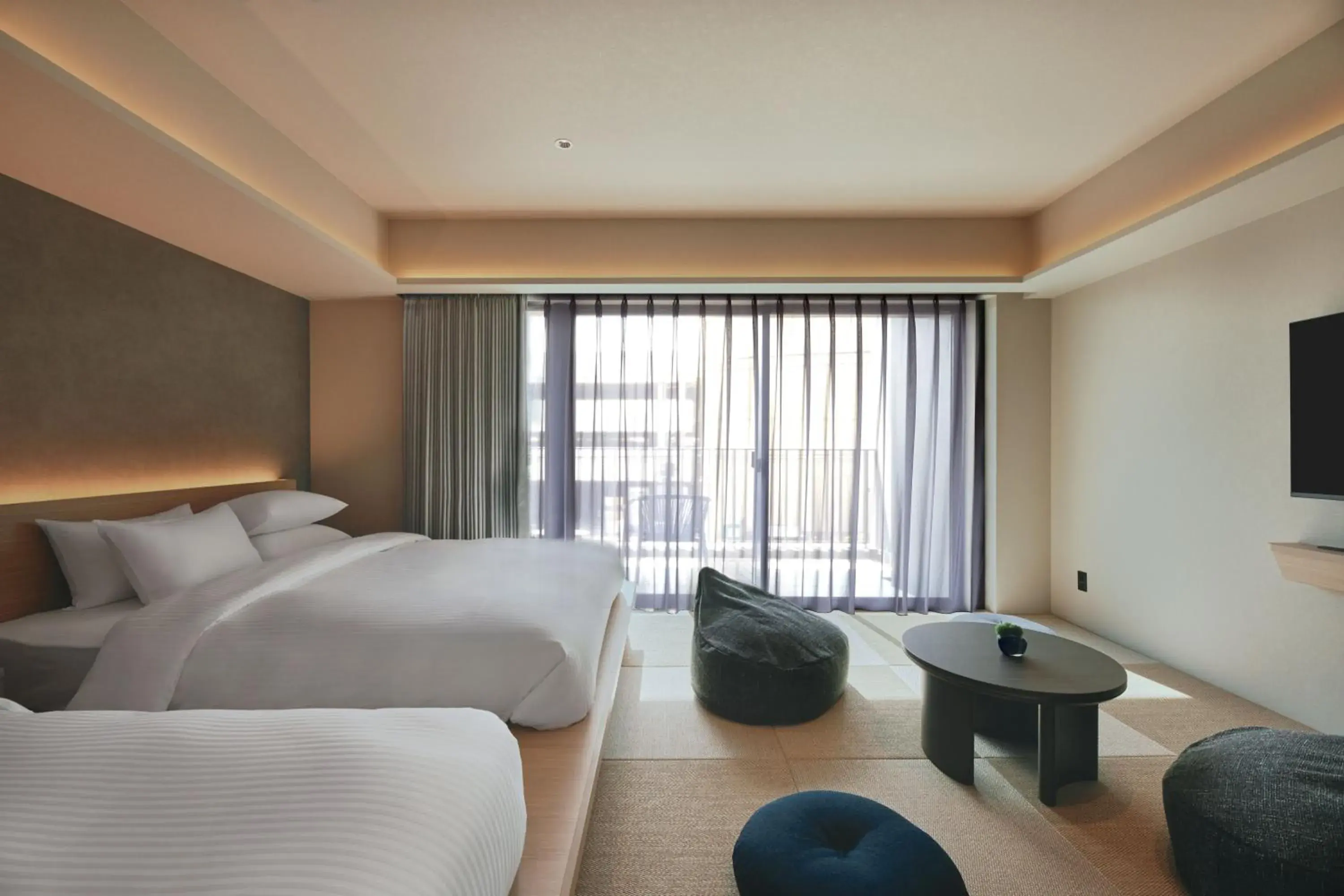 Japanese Modern in edit x seven FUJI GOTEMBA Japanese Modern in edit x seven FUJI GOTEMBA