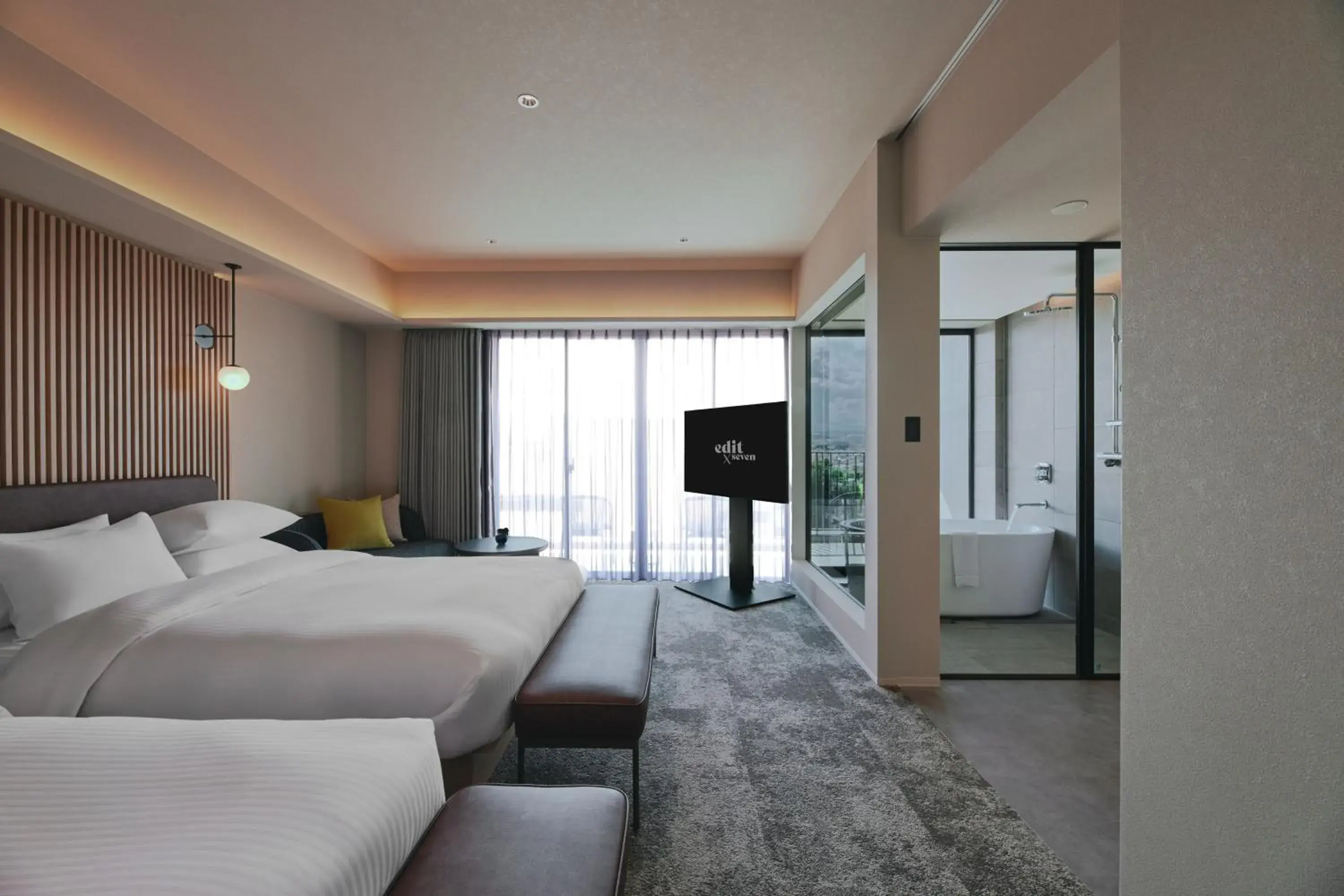 Twin in edit x seven FUJI GOTEMBA Twin in edit x seven FUJI GOTEMBA