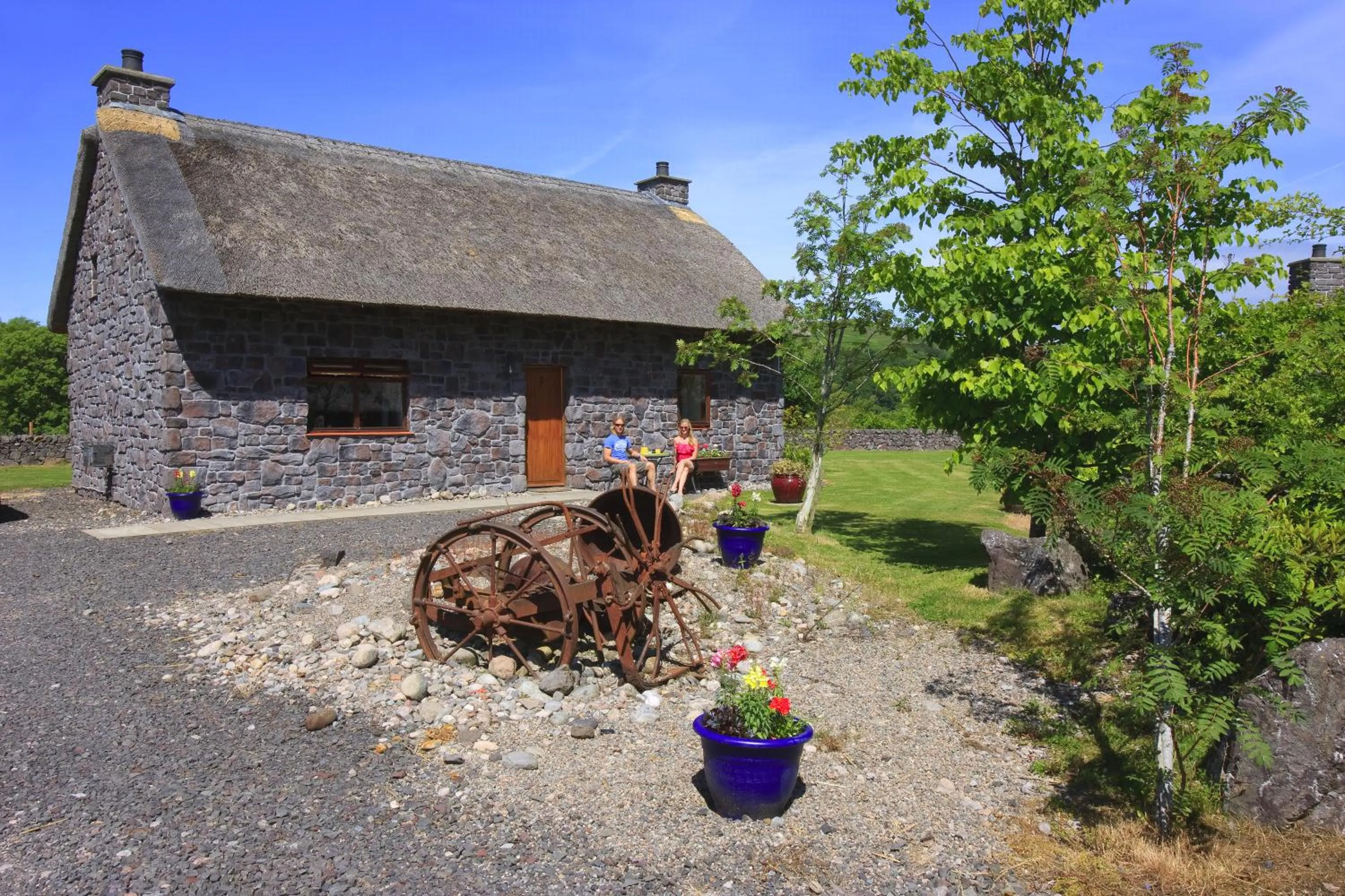 Day in Clan Cottages Luxury Thatched Retreat near Oban