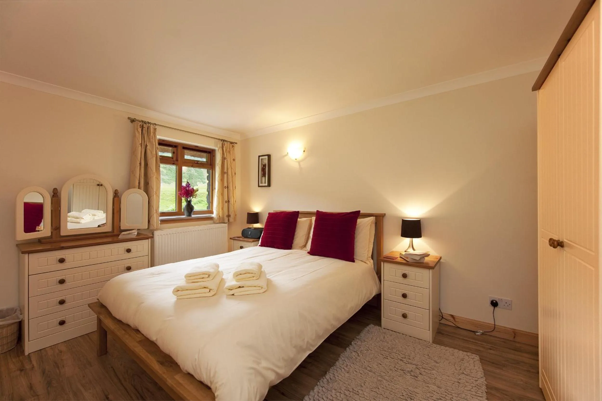 Other, Bed in Clan Cottages Luxury Thatched Retreat near Oban