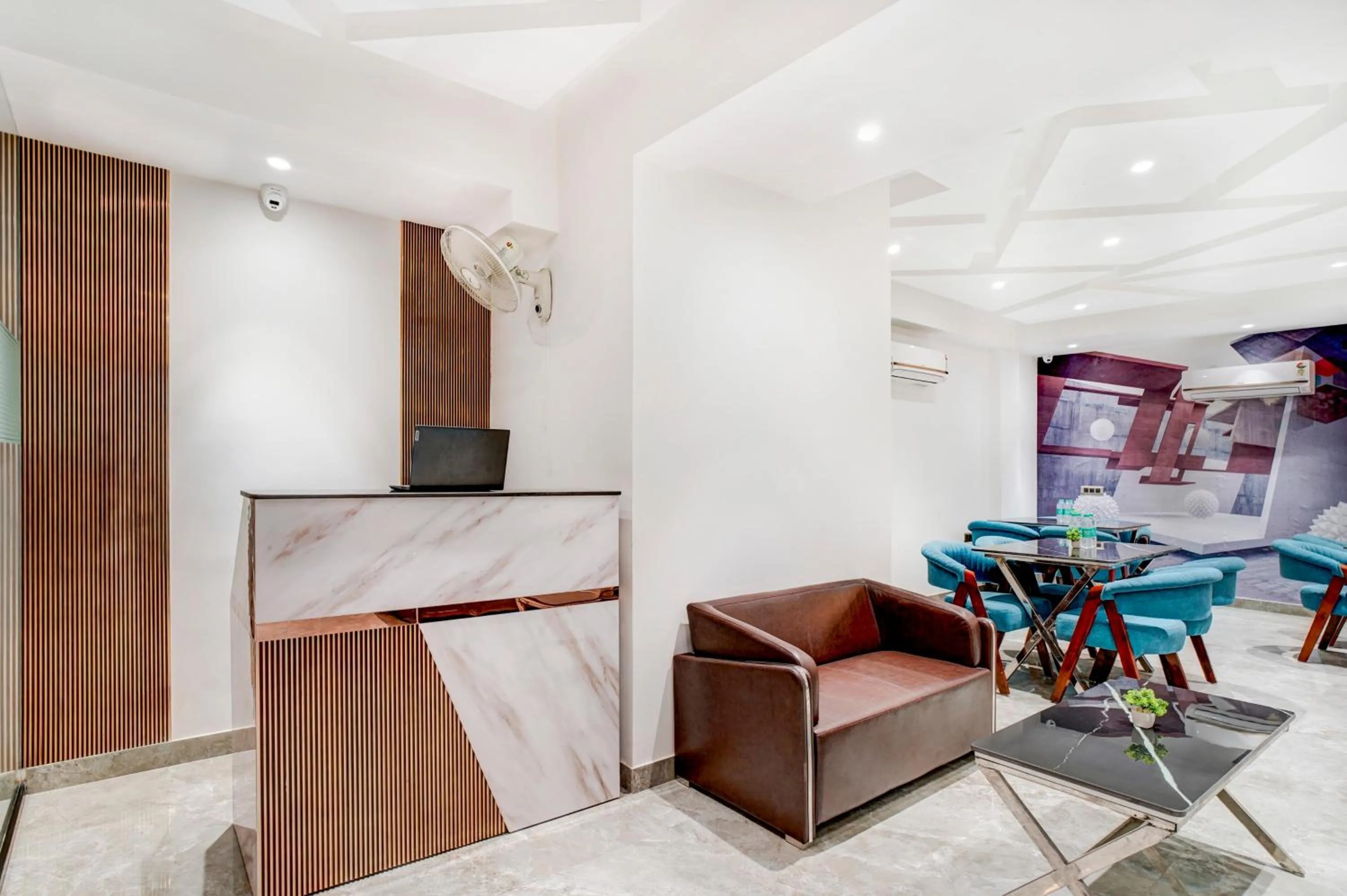 Lobby or reception in Treebo Corporate Inn