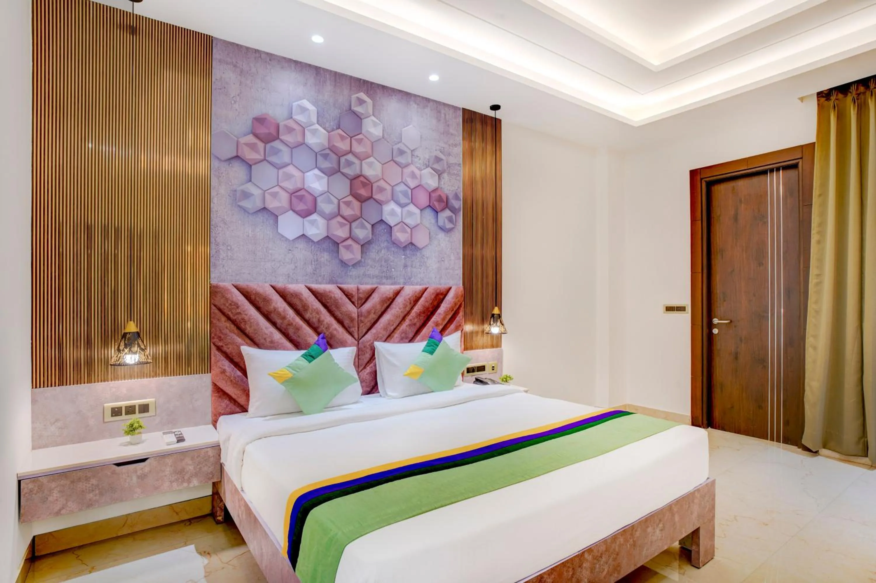 Bedroom, Bed in Treebo Corporate Inn