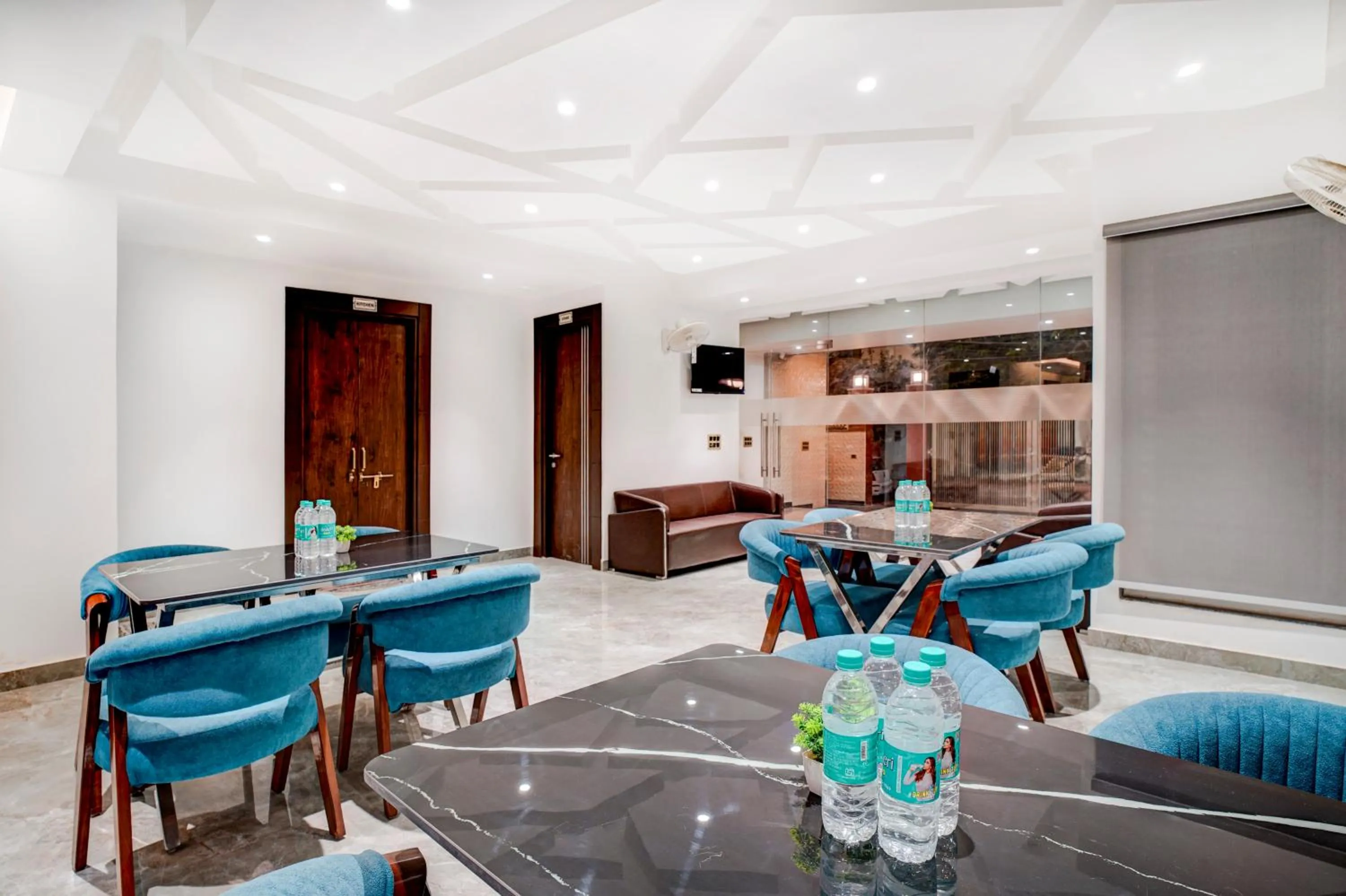 Dining area in Treebo Corporate Inn