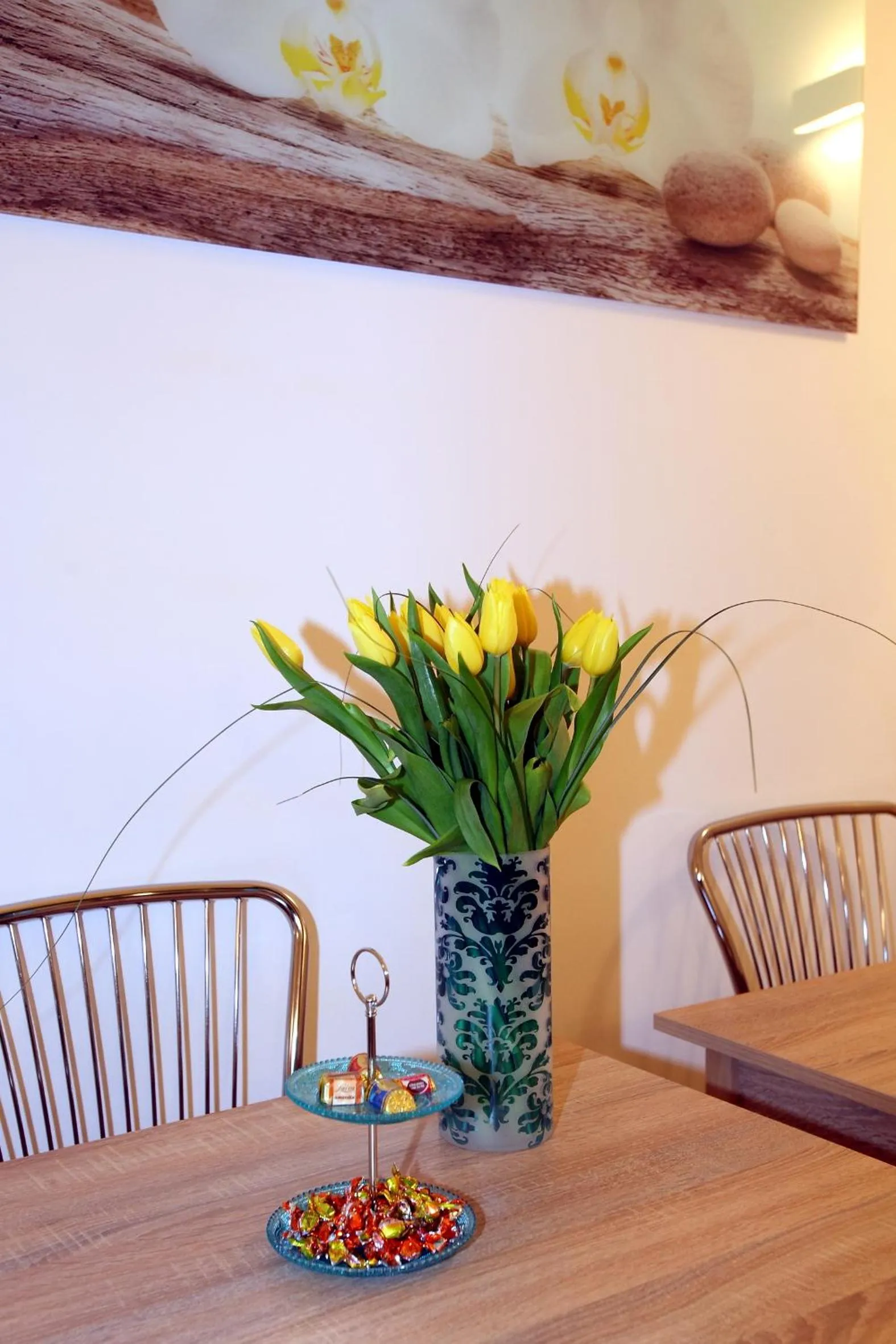 Communal lounge/ TV room in B&B Teatro