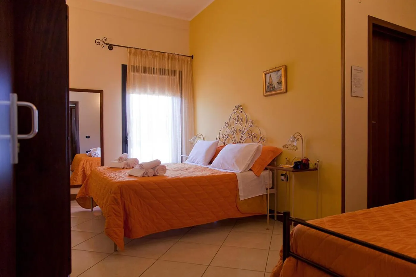 Photo of the whole room in Kalinifta Residence