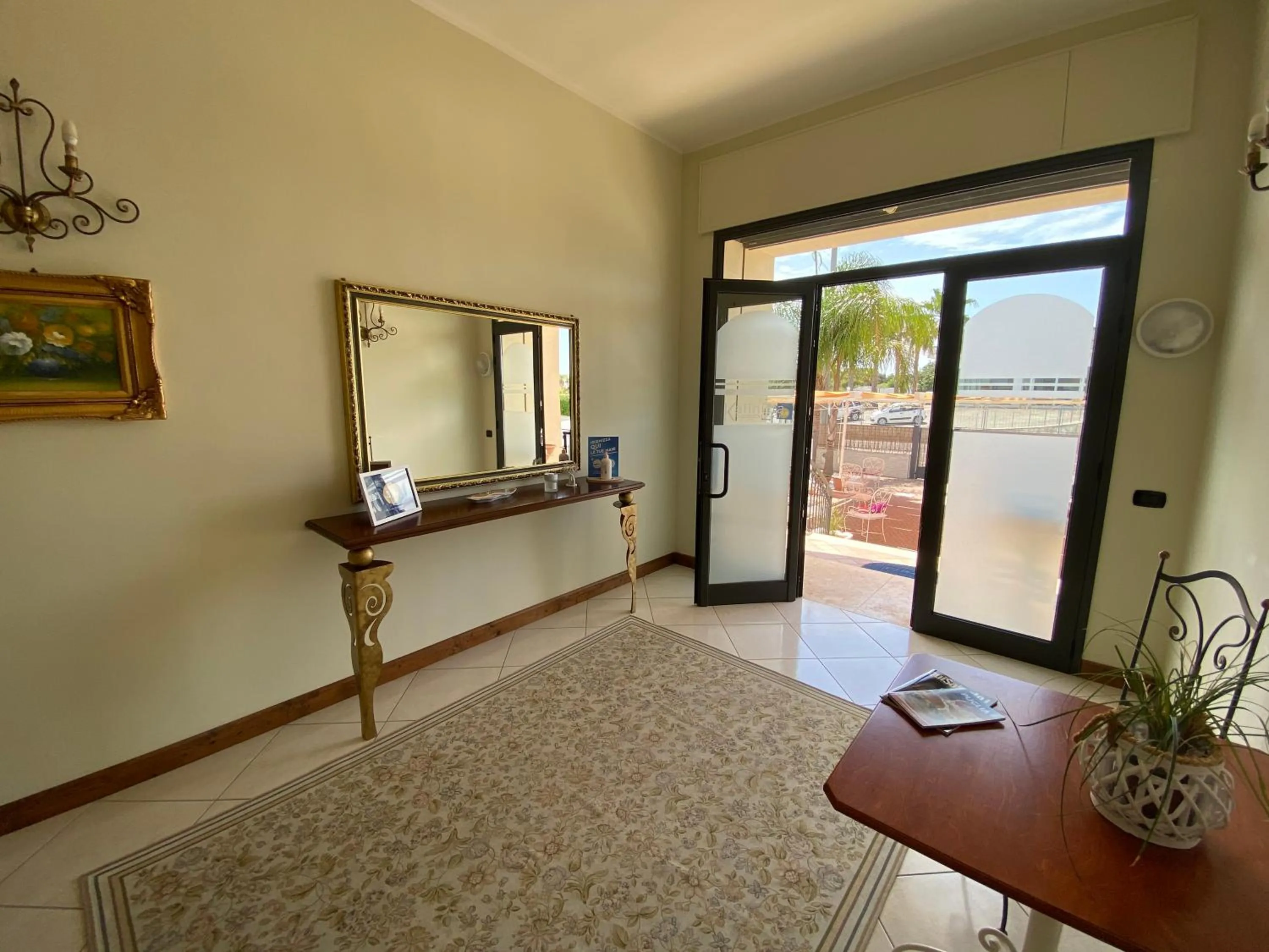 Lobby or reception in Kalinifta Residence