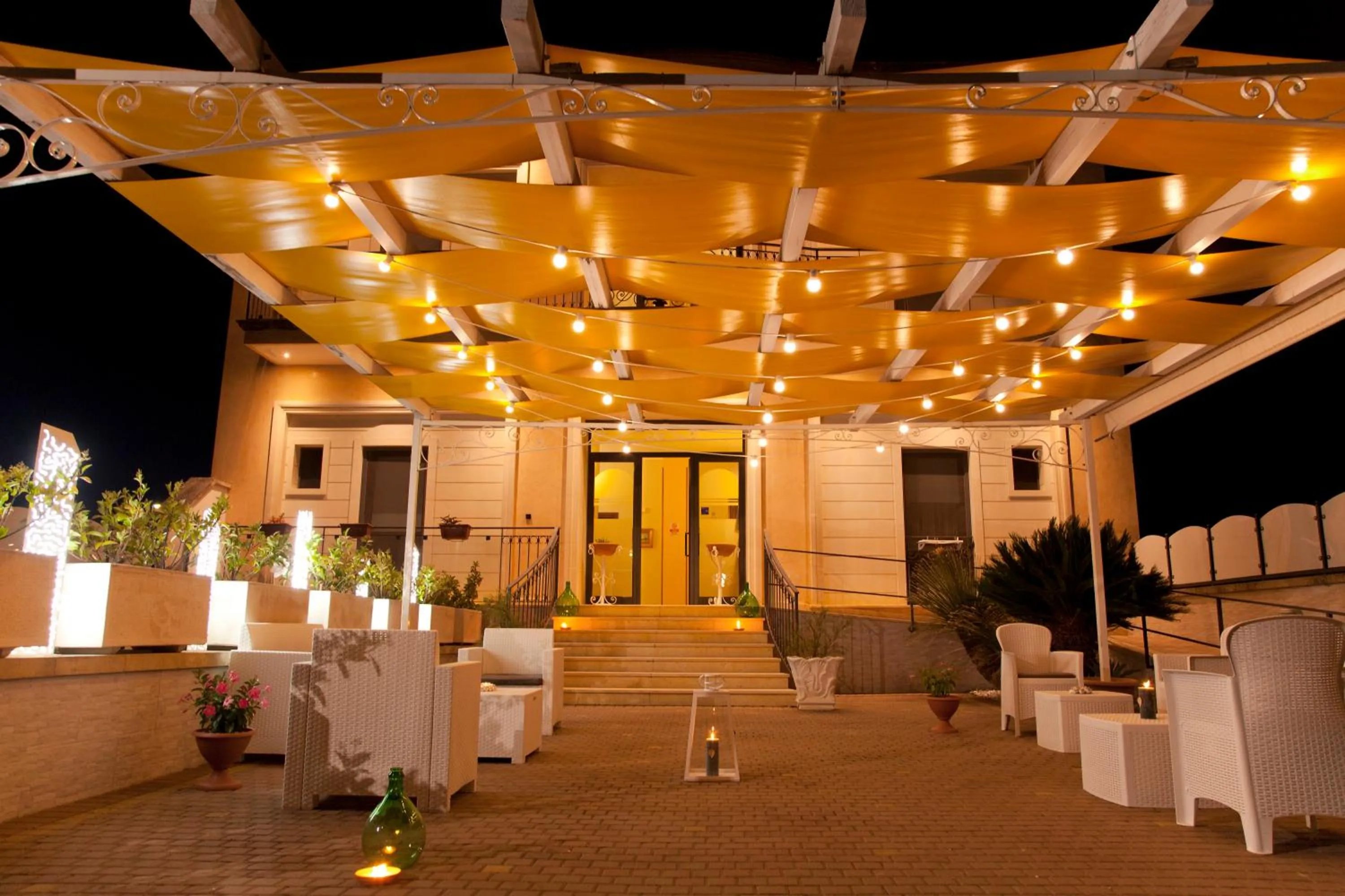 Property building in Kalinifta Residence