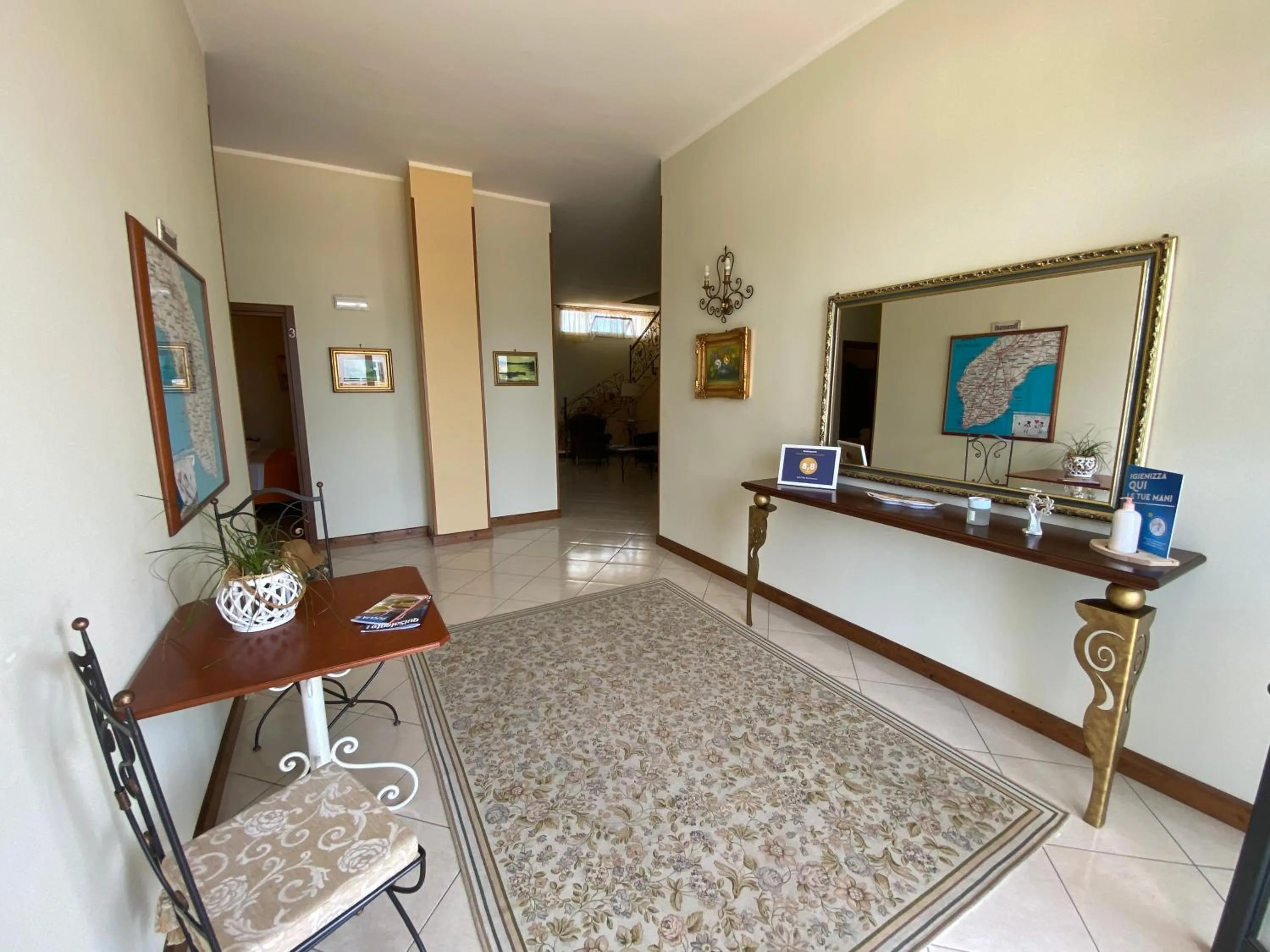 Lobby or reception in Kalinifta Residence