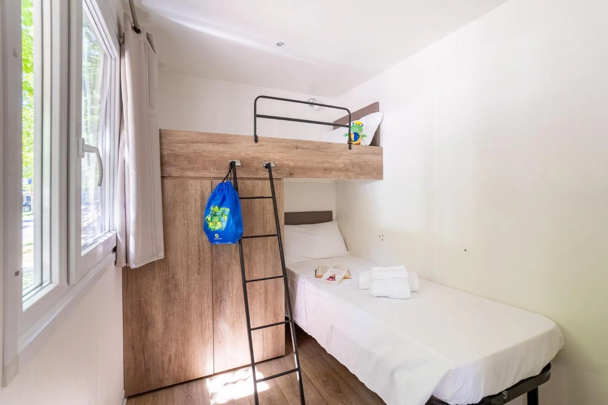 Bed in Club del Sole Adriatico Cervia Easy Camping Village