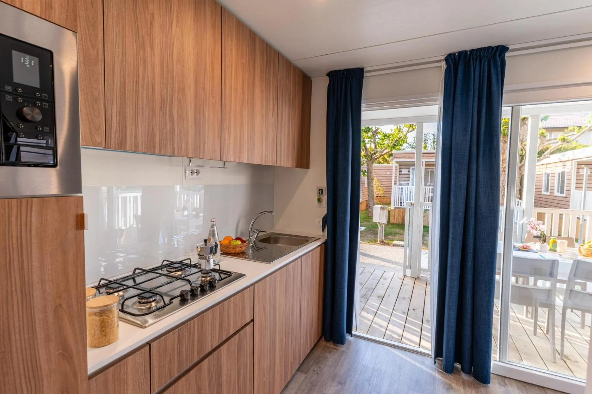 Kitchen or kitchenette in Club del Sole Adriatico Cervia Easy Camping Village