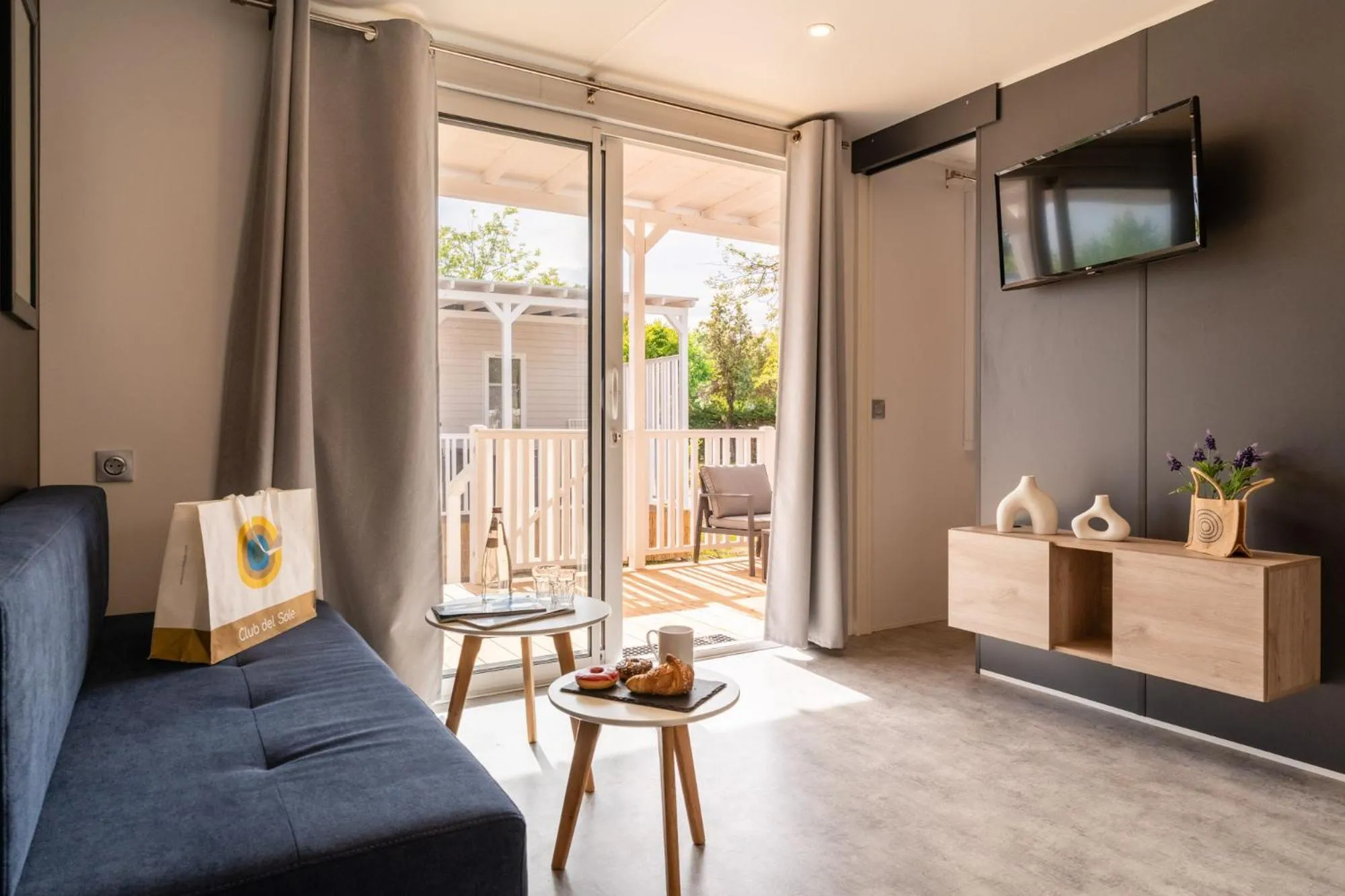 Living room in Club del Sole Adriatico Cervia Easy Camping Village