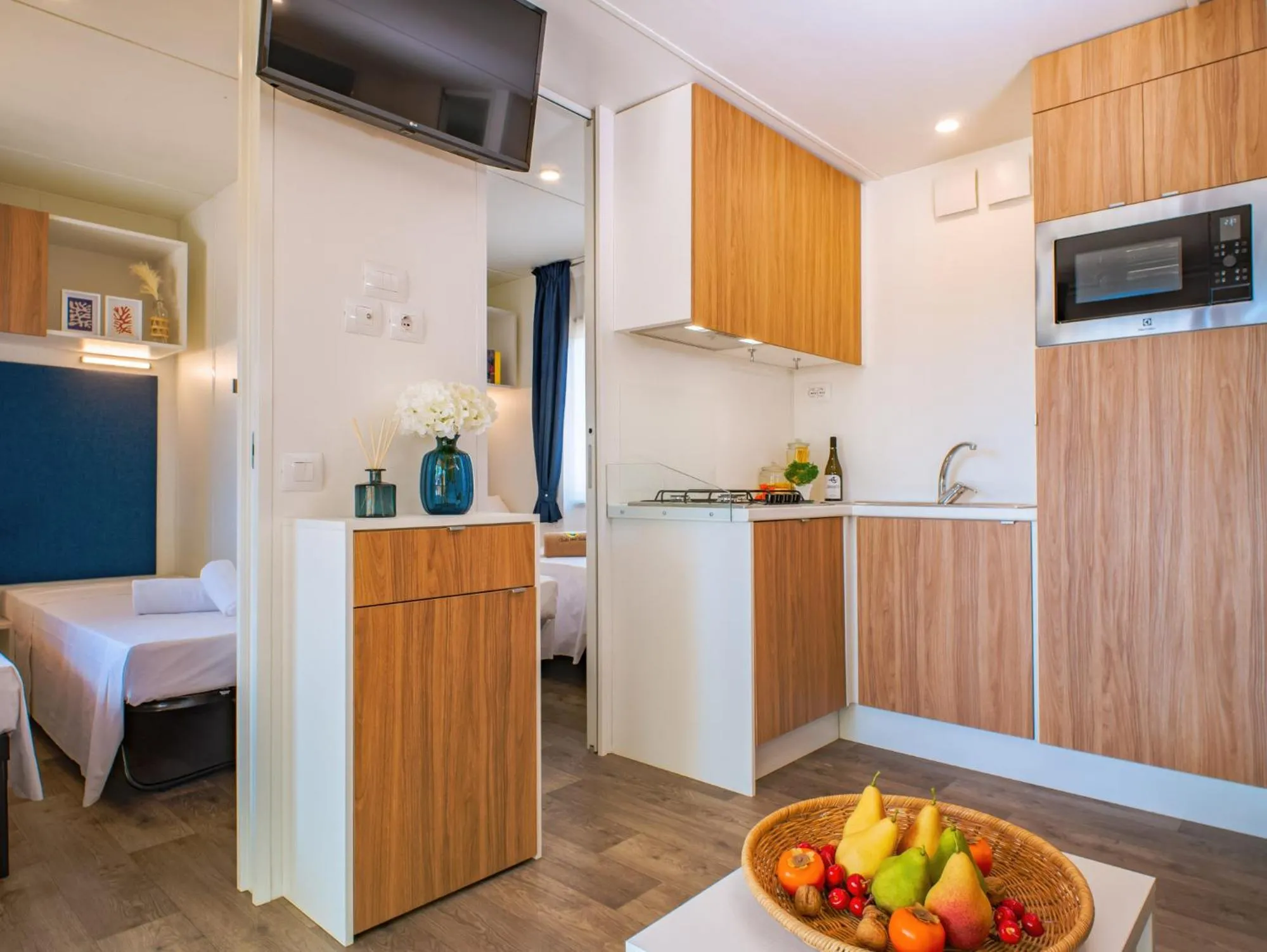 kitchen, Bed in Club del Sole Adriatico Cervia Easy Camping Village