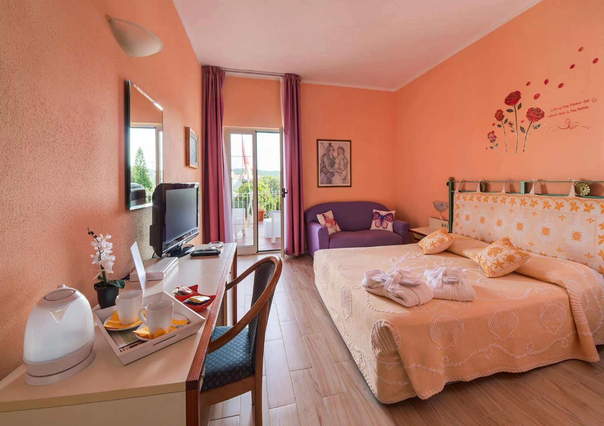 Coffee/tea facilities in Hotel Majore