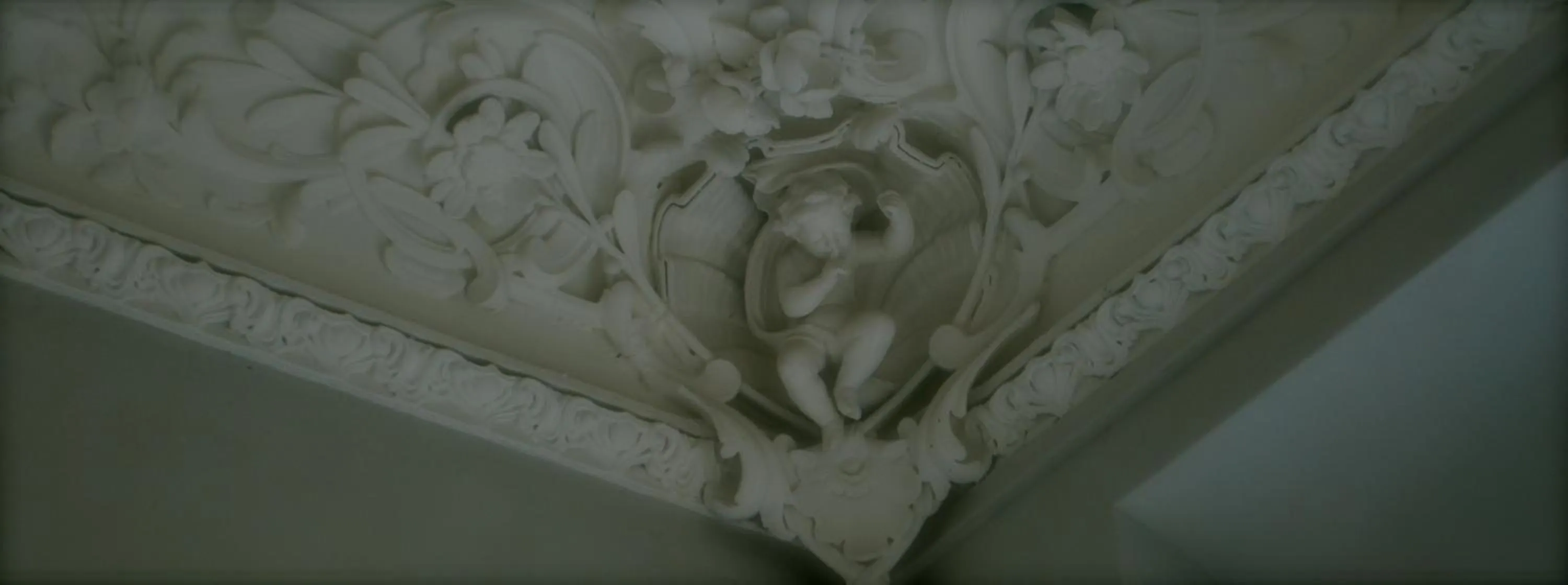 Decorative detail in L'Hôtel Particulier Bordeaux