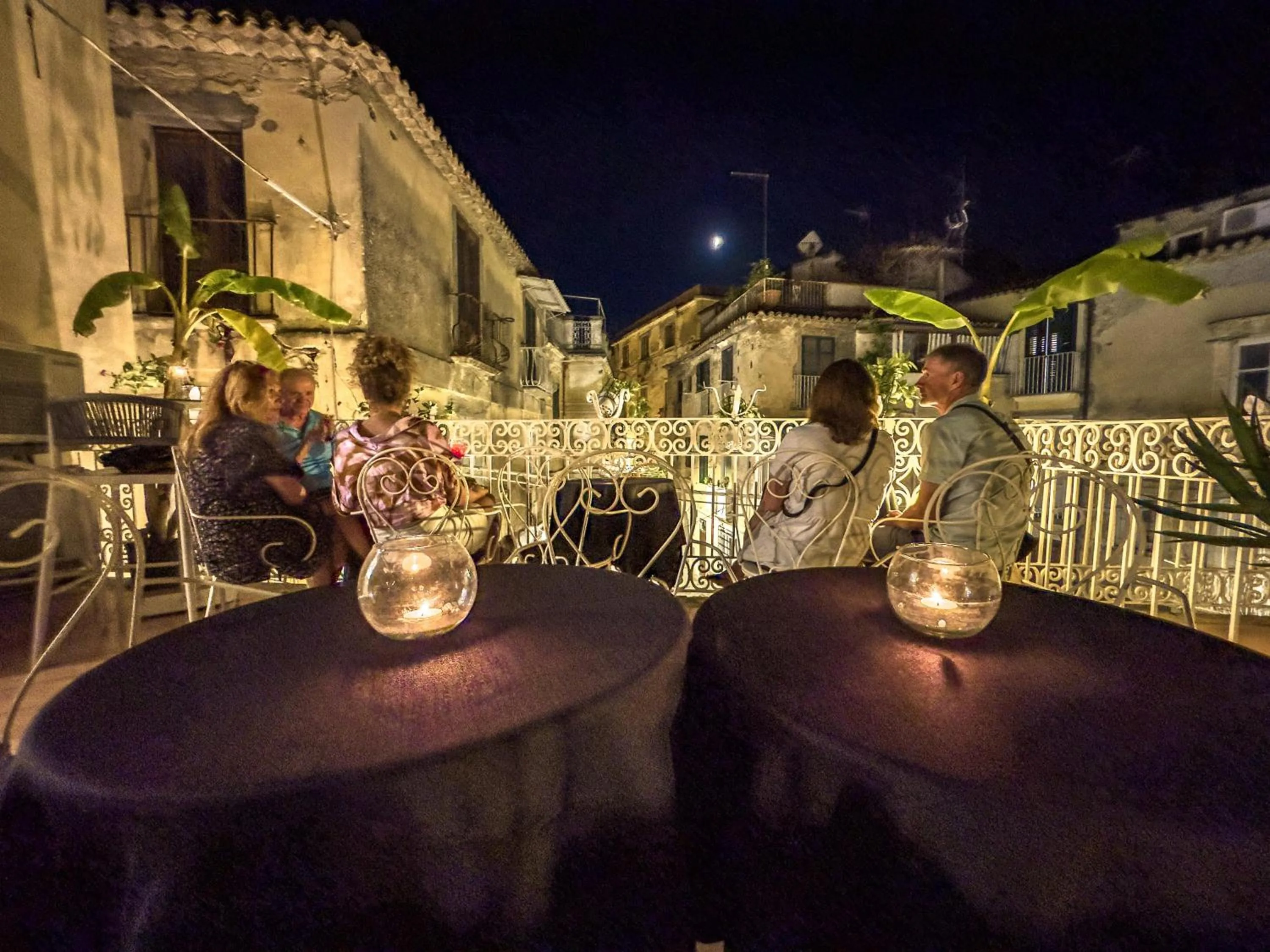 Night in Le Due Sicilie