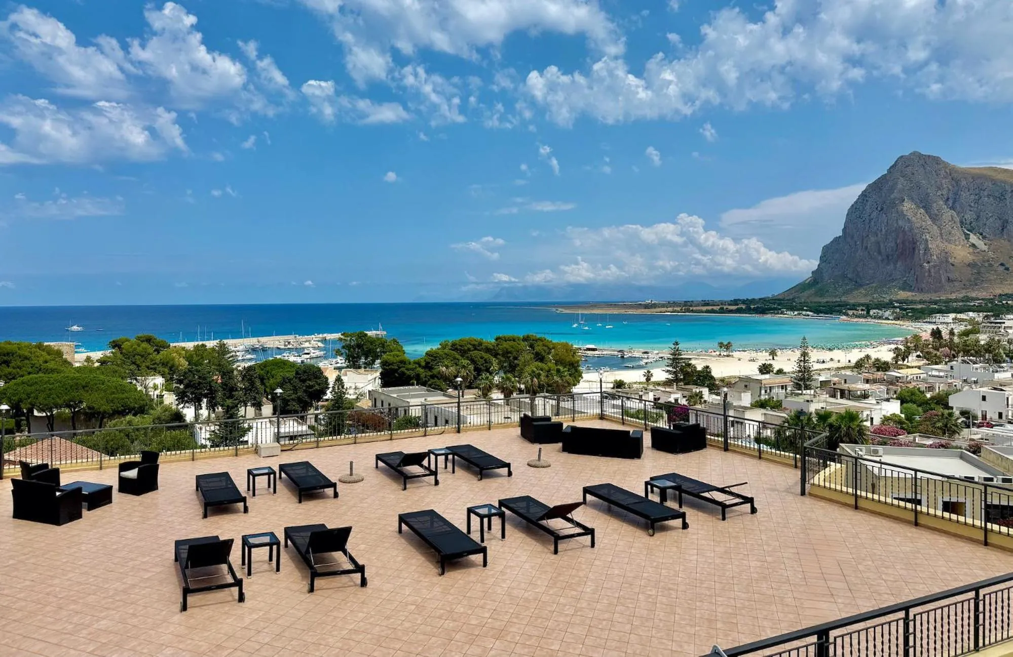 HOTIDAY San Vito Lo Capo