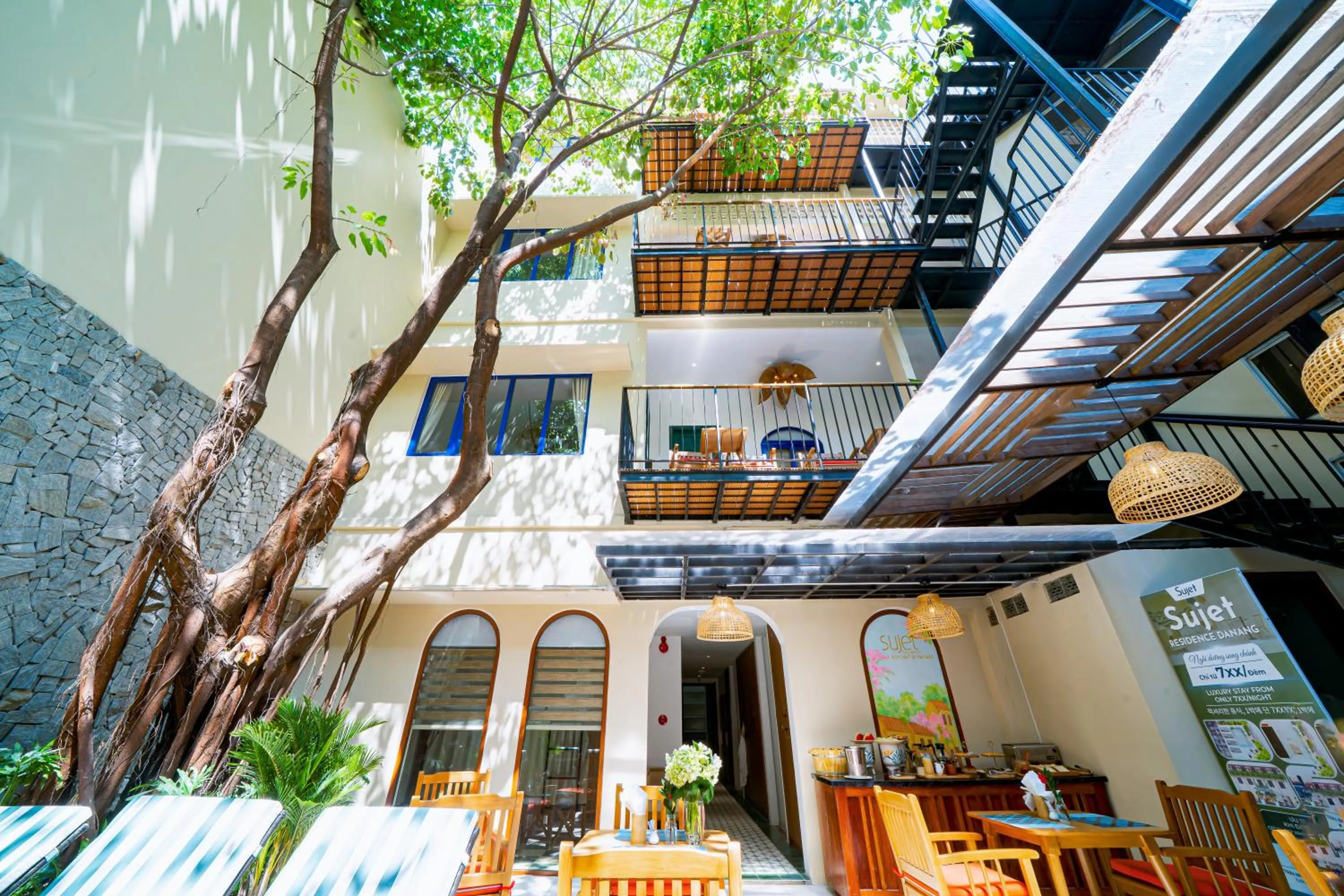 Garden in Sujet Residence Da Nang by Haviland