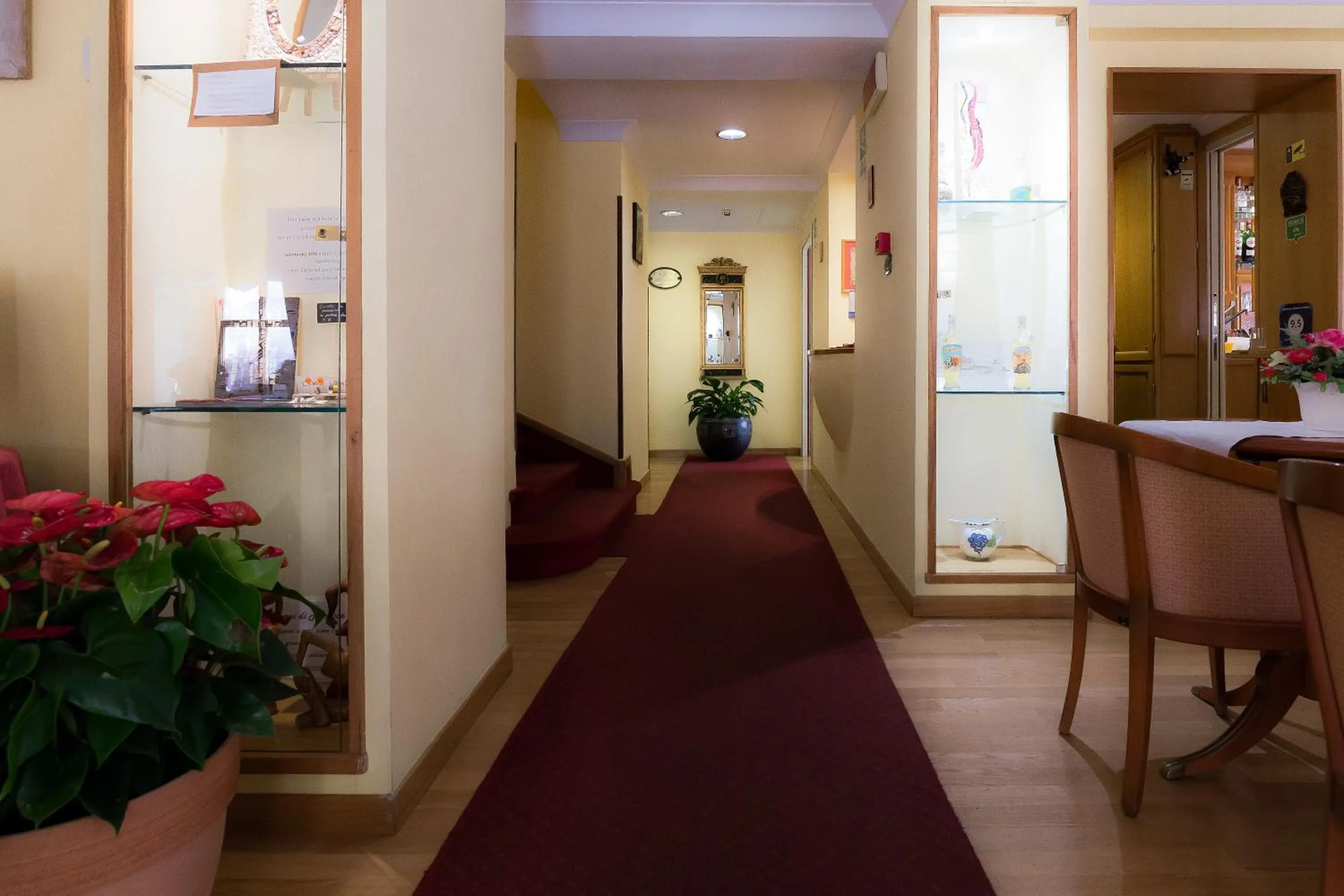 Facade/entrance in Hotel Castel Gandolfo