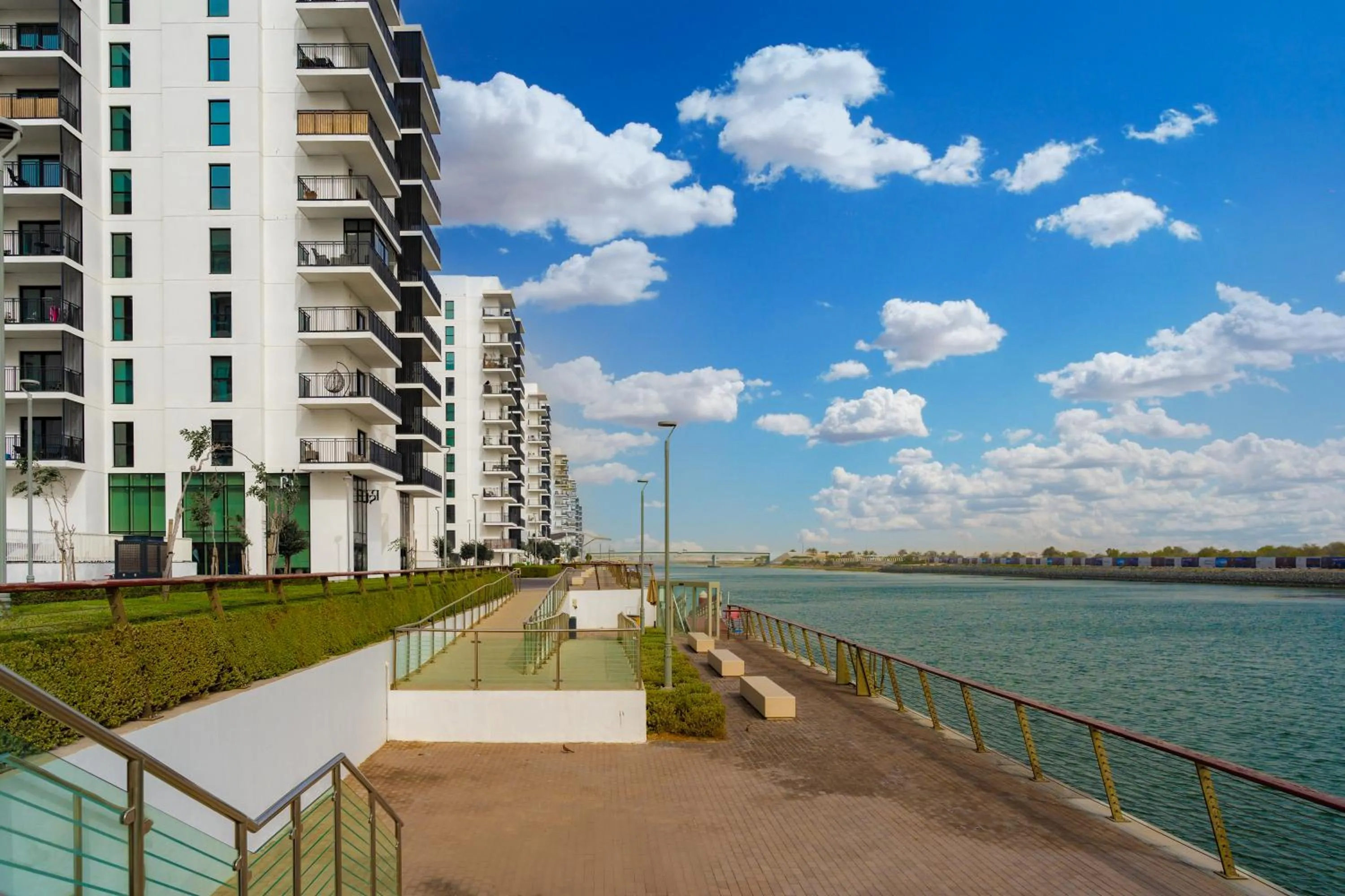 Property building in Desert Key - Perfectly Located Yas Island Premier Apts